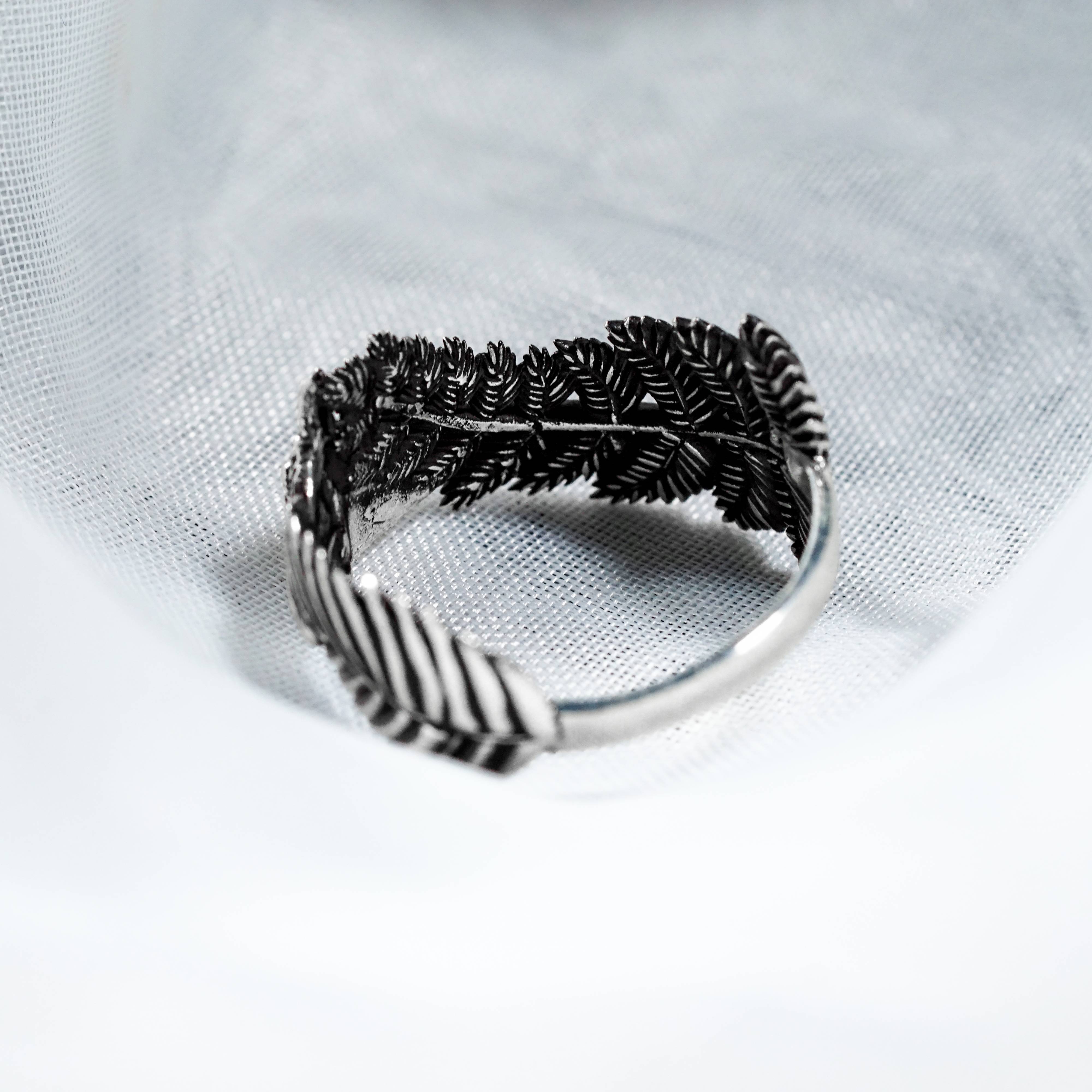 The Last of Us Silver Jewery, Ellie’s Moth & Fern Sterling Silver Ring, Inspired by Ellie’s Tattoo from The Last of Us Part II, Ellie's Tattoo Jewerly, TLOU 2 6 - EternaSilver DSC04426 - EternaSilver