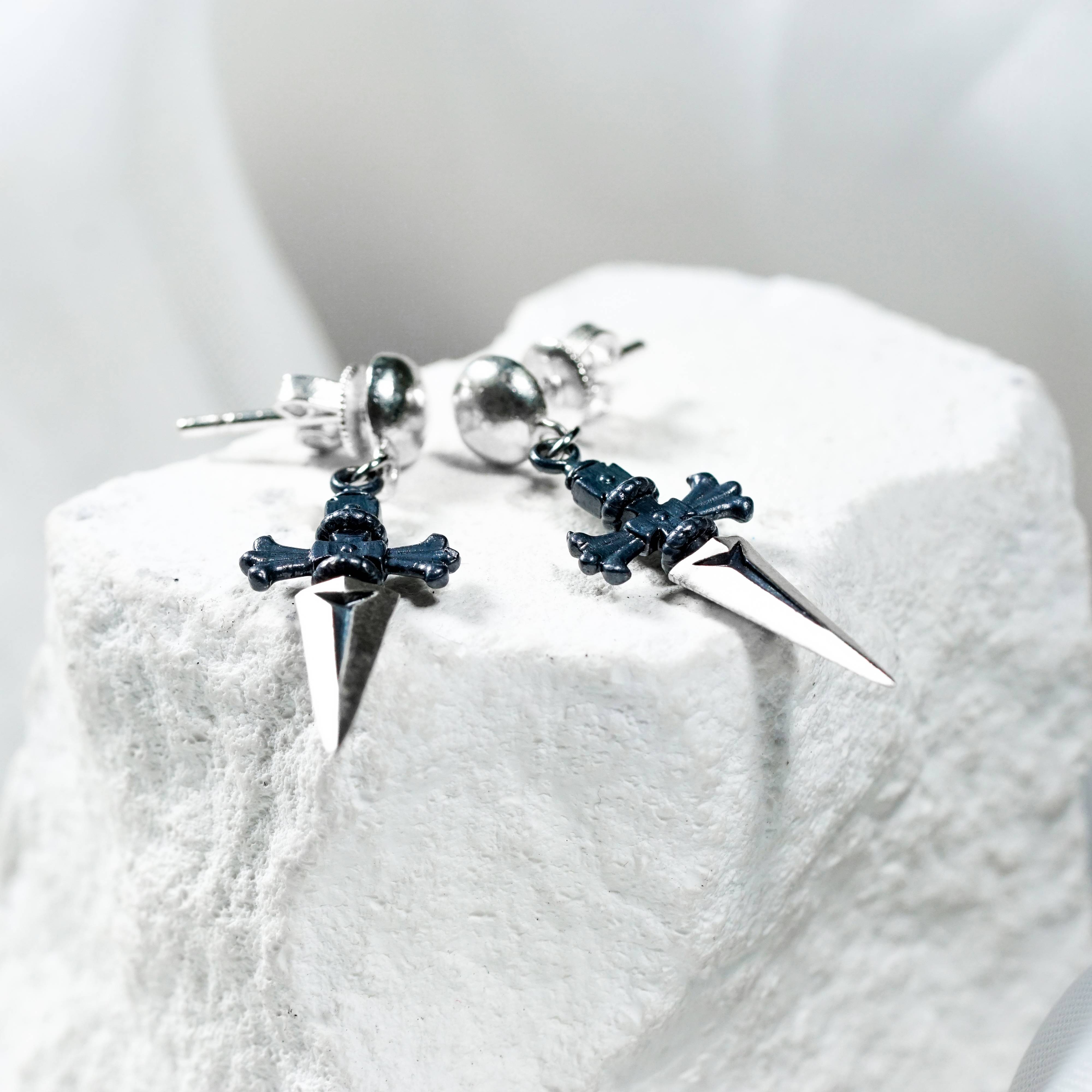 Jewelry Hunter x Hunter 950 Silver, Judgement Chain Earrings, Gothic Chain, Hunter x Hunter Jewelry, Anime Fan Gift 9 - EternaSilver DSC04447 - EternaSilver