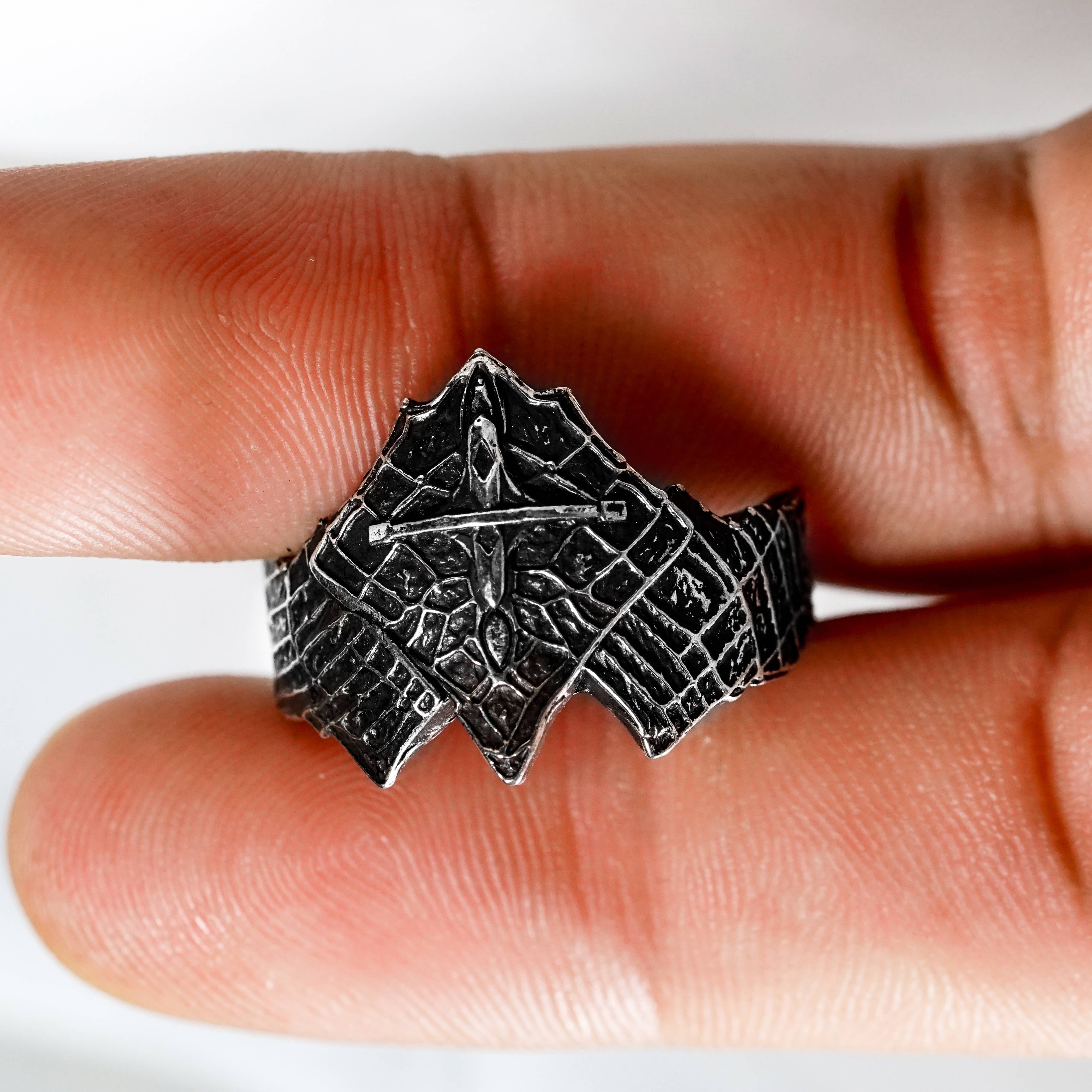 Elden Ring Nightreign Jewelry, Duchess Mask Silver Ring, Elden Ring Inspired Handmade Jewelry, Custom 950 Silver Nightfarers Classes Ring 4 - EternaSilver DSC04486 - EternaSilver