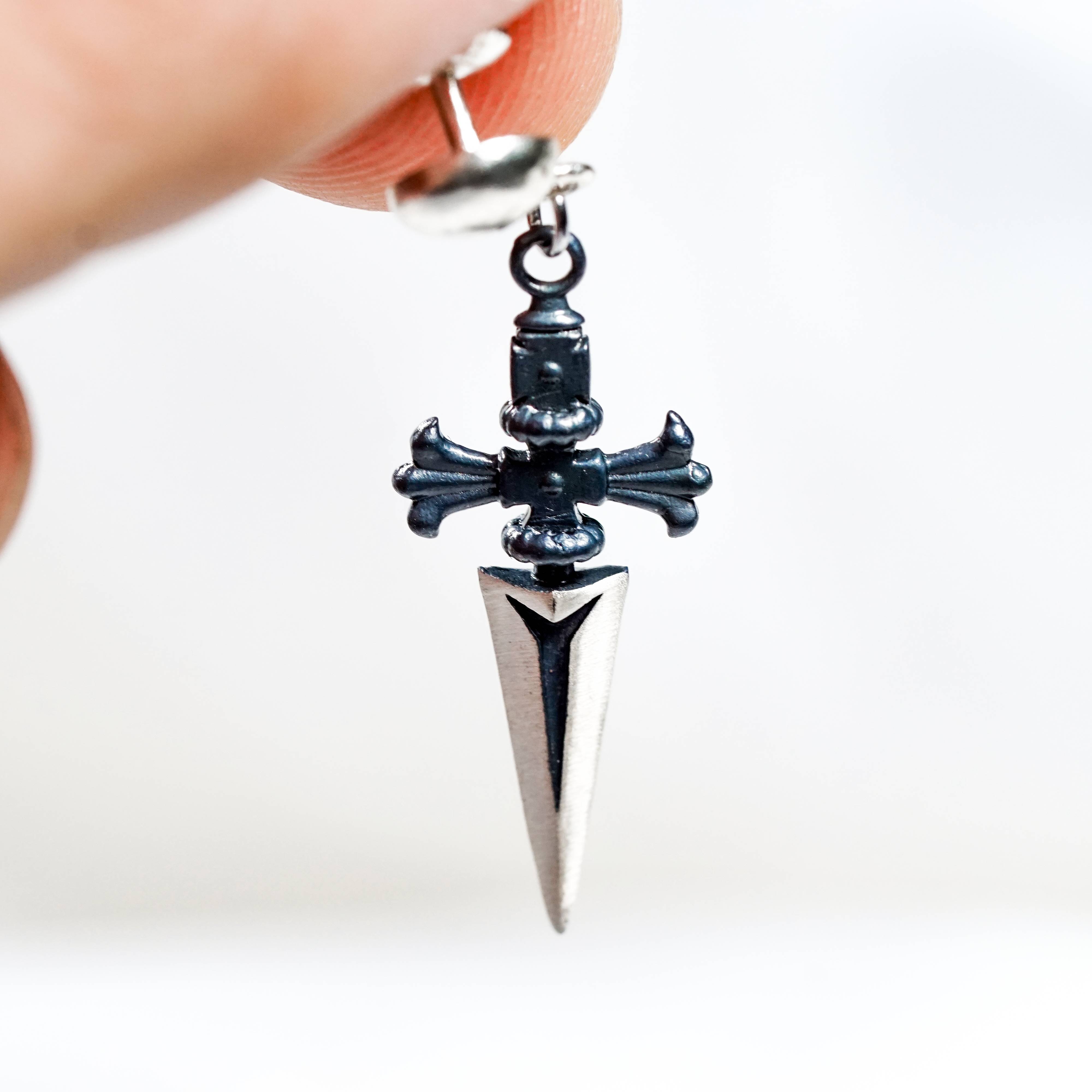 Jewelry Hunter x Hunter 950 Silver, Judgement Chain Earrings, Gothic Chain, Hunter x Hunter Jewelry, Anime Fan Gift 3 - EternaSilver DSC04514 - EternaSilver