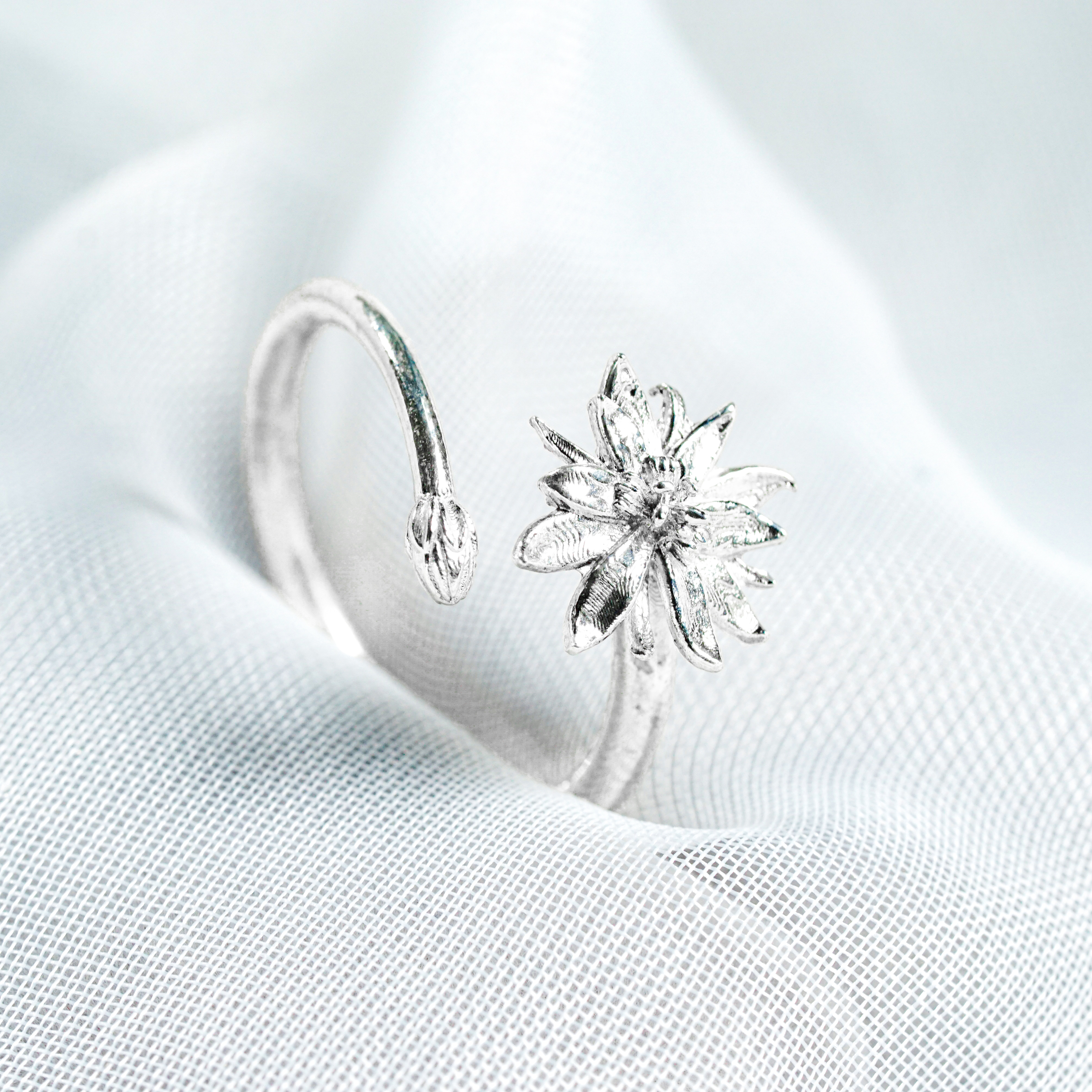 Final Fantasy XVI Wyvern Tail Ring, Dion Lesage Handmade Silver 950, FFXVI Ring, Final Fantasy Jewelry 4 - EternaSilver DSC04695 - EternaSilver