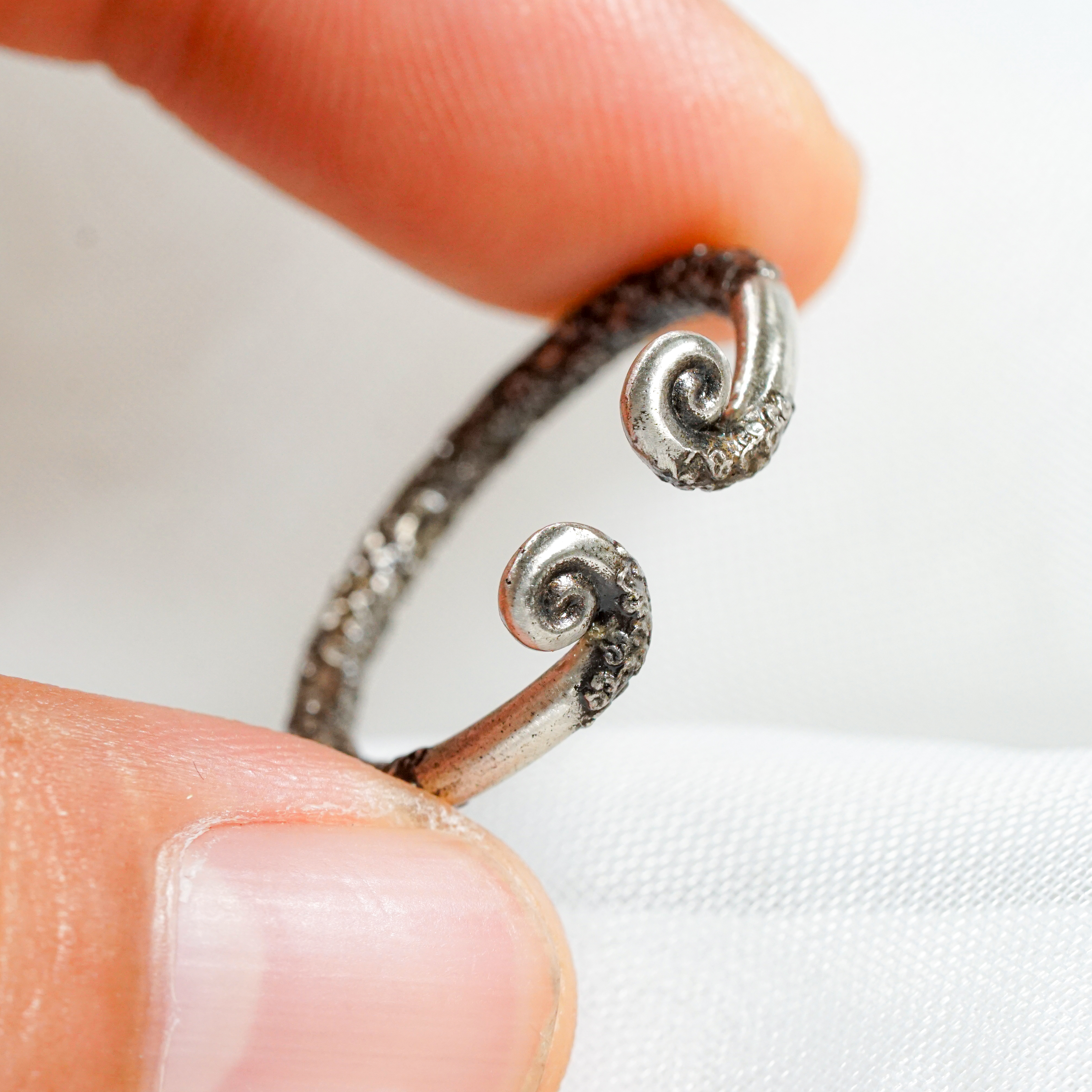 Black Myth Wukong Jewelry, Fanmade Silver 950/ 14K Gold Plated Black Myth Wukong Custom Ring, Sun Wukong Signet Ring, Handmade Monkey King Ring 6 - EternaSilver DSC04832 - EternaSilver