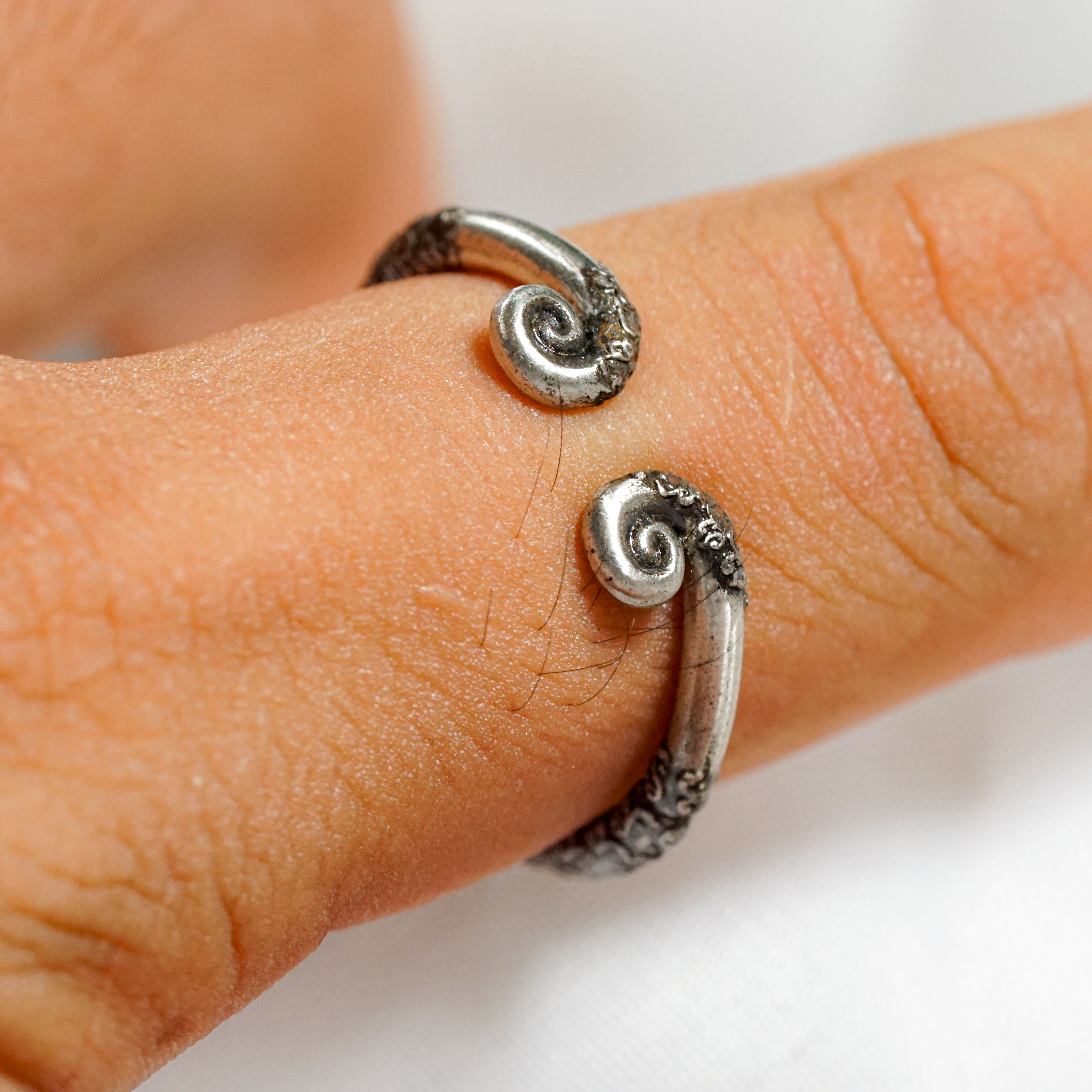 Black Myth Wukong Jewelry, Fanmade Silver 950/ 14K Gold Plated Black Myth Wukong Custom Ring, Sun Wukong Signet Ring, Handmade Monkey King Ring 9 - EternaSilver DSC04843 - EternaSilver