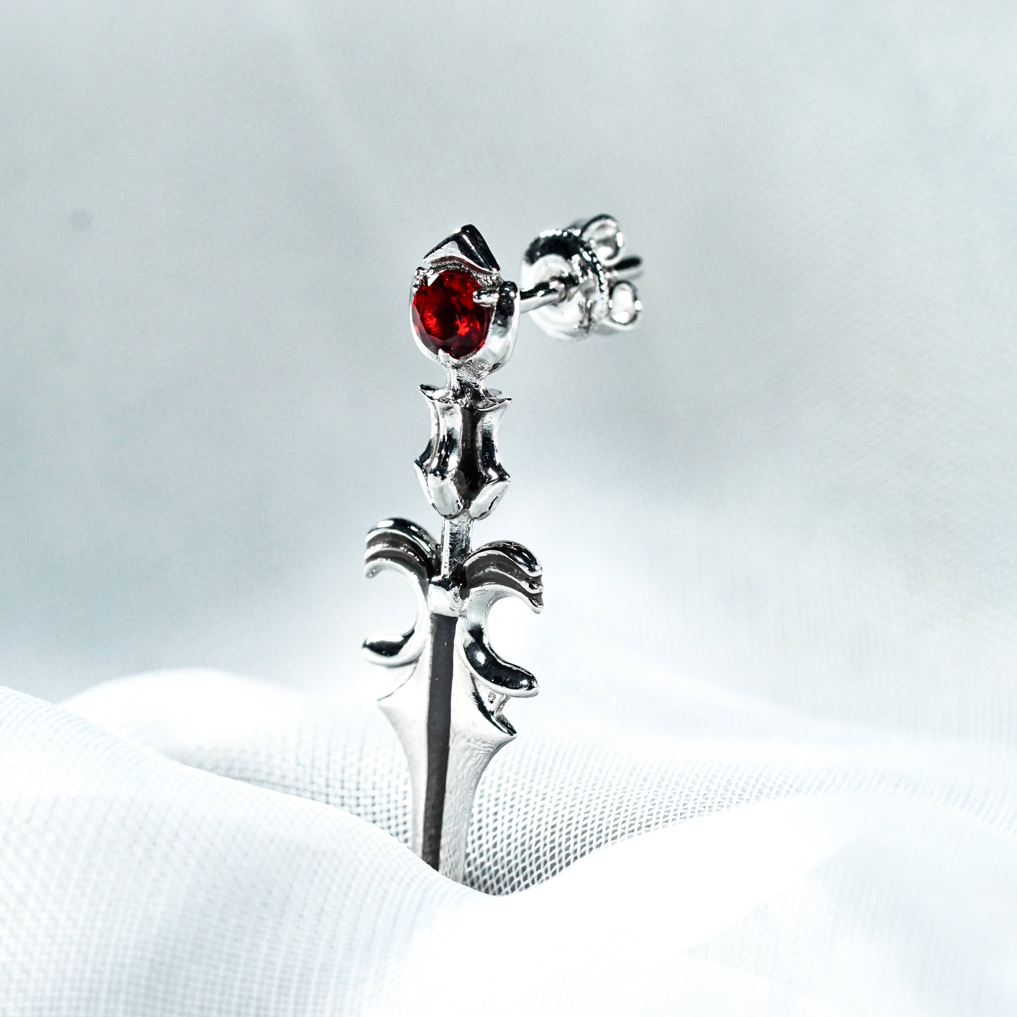 Final Fantasy XVI Dion Lesage Earring, Handmade Silver 950, FFXVI Jewelry for Fans 3 - EternaSilver DSC05610 - EternaSilver