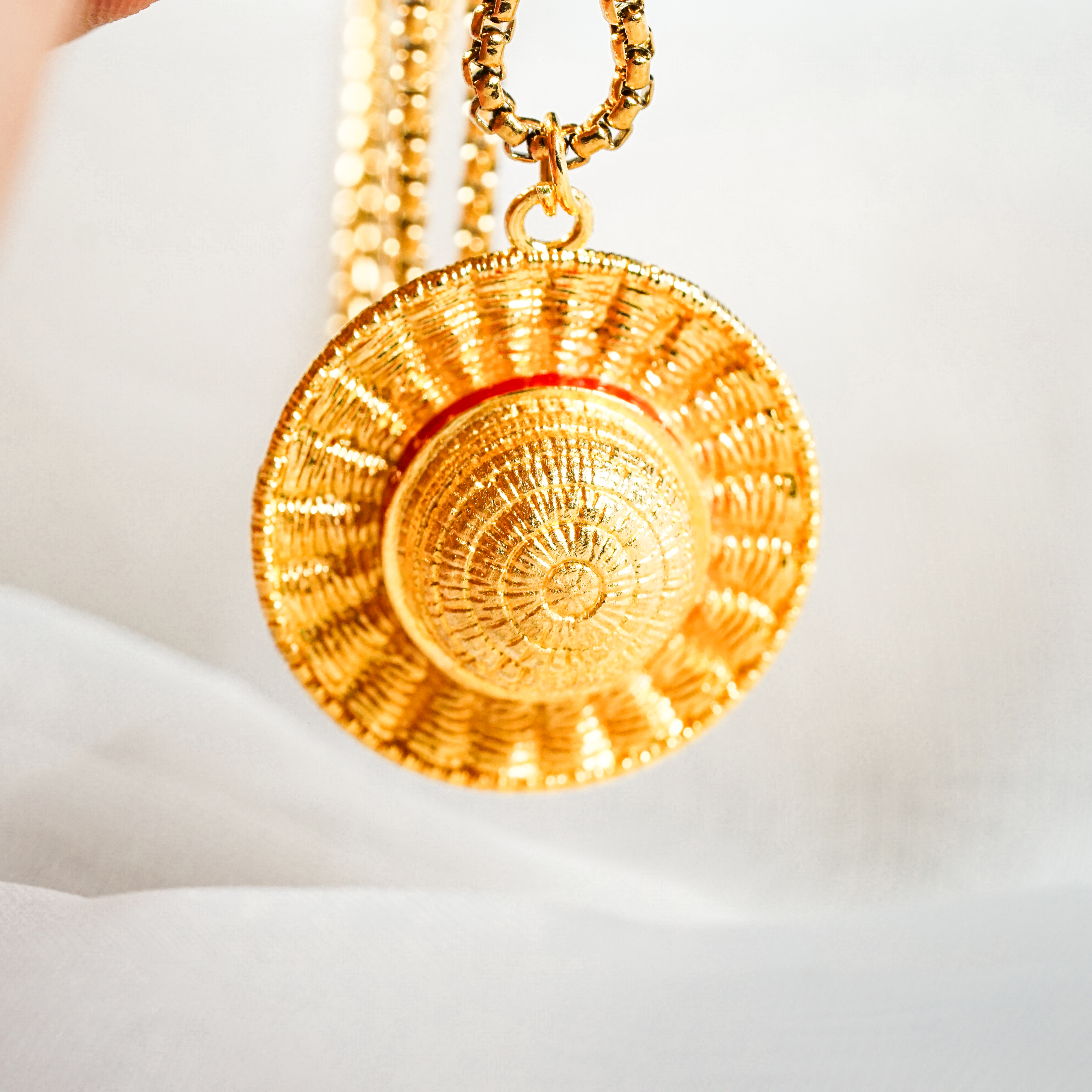 One Piece Luffy's Hat Necklace, Fanmade Straw Hat Pendant Necklace, Handmade 14k Gold Plated Fantasy Jewelry, Inspired by Monkey D. Luffy, Gift for Gamers & Collectors
