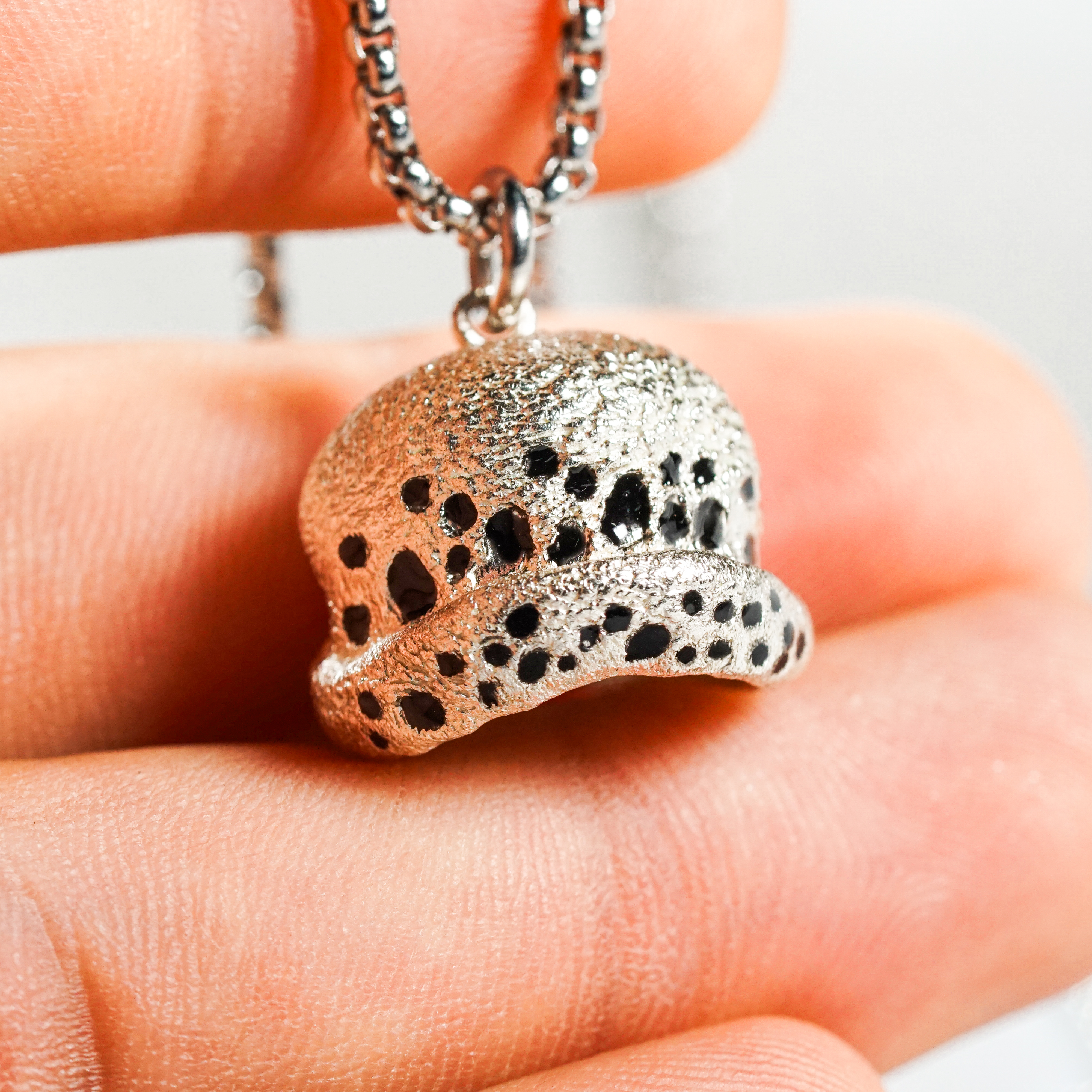 One Piece Law’s Hat necklace, Fanmade Law Hat Pendant Necklace, Handmade Silver Fantasy Jewelry, Inspired by Trafalgar D. Water Law, Gift for Gamers & Collectors 7 - EternaSilver DSC05720 - EternaSilver