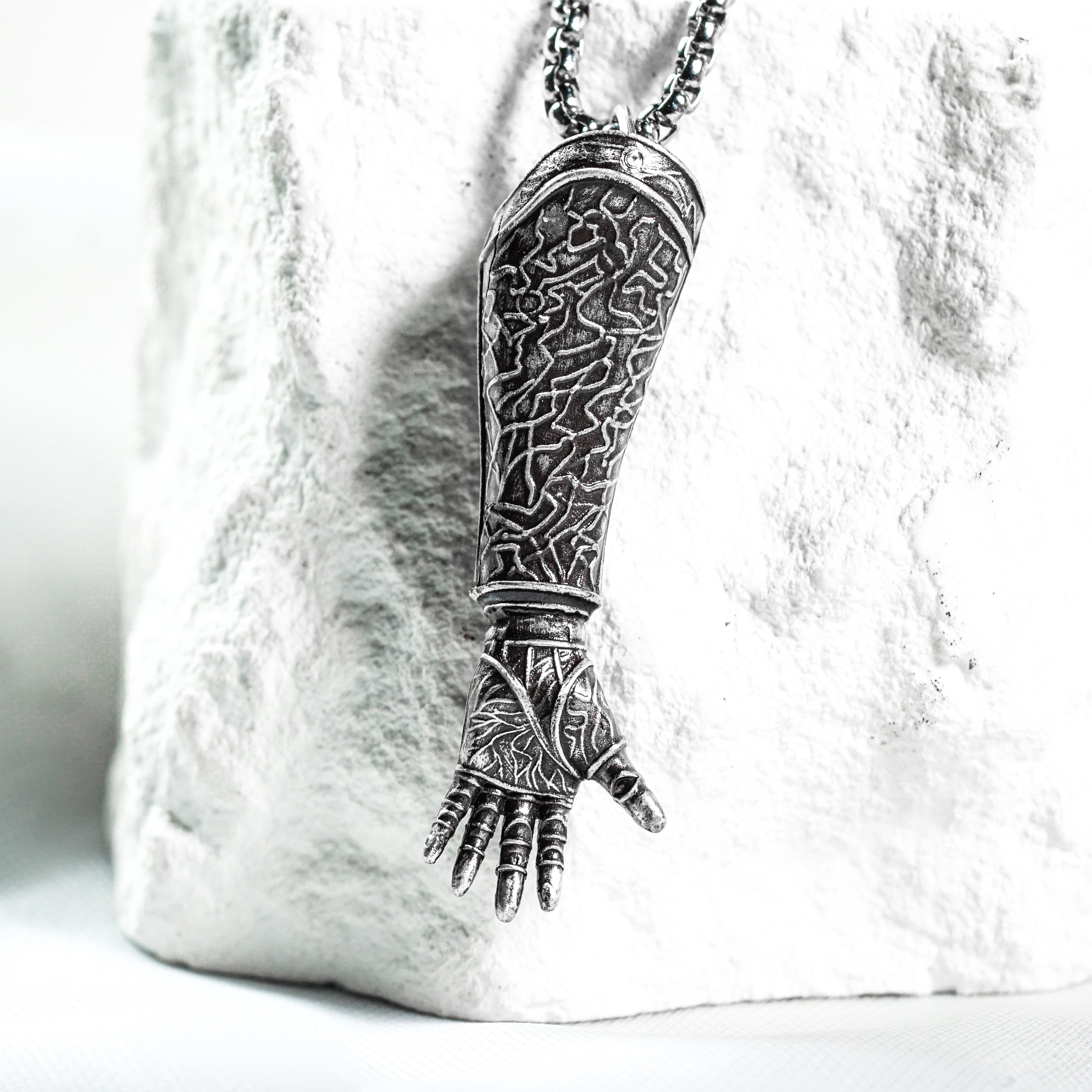 Clair Obscur: Expedition 33 Jewelry, Gustave's Arm Pendant Necklace, Handmade Silver 950 Pendant, Gustave Lumina Converter 6 - EternaSilver DSC05729 - EternaSilver