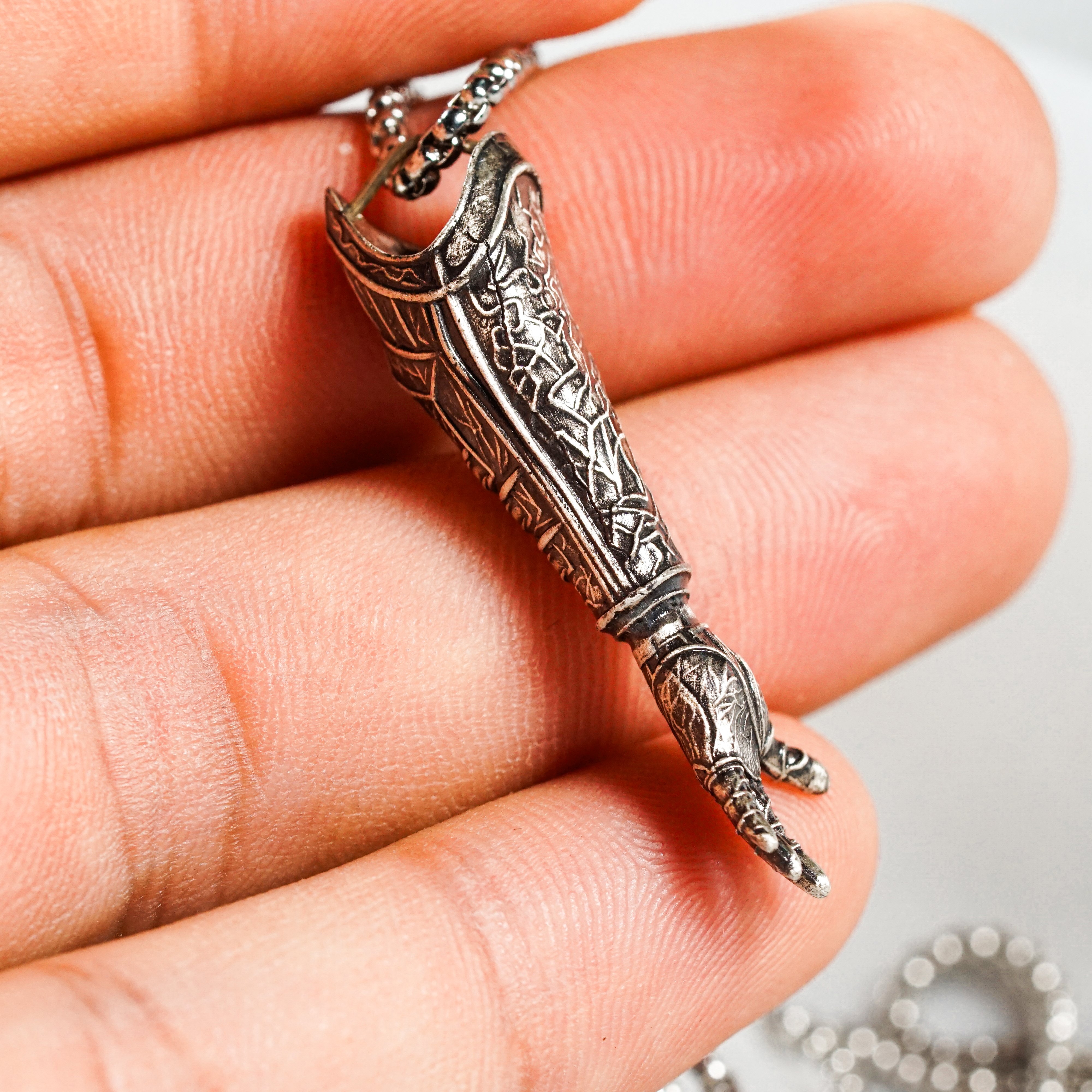 Clair Obscur: Expedition 33 Jewelry, Gustave's Arm Pendant Necklace, Handmade Silver 950 Pendant, Gustave Lumina Converter 9 - EternaSilver DSC05733 - EternaSilver