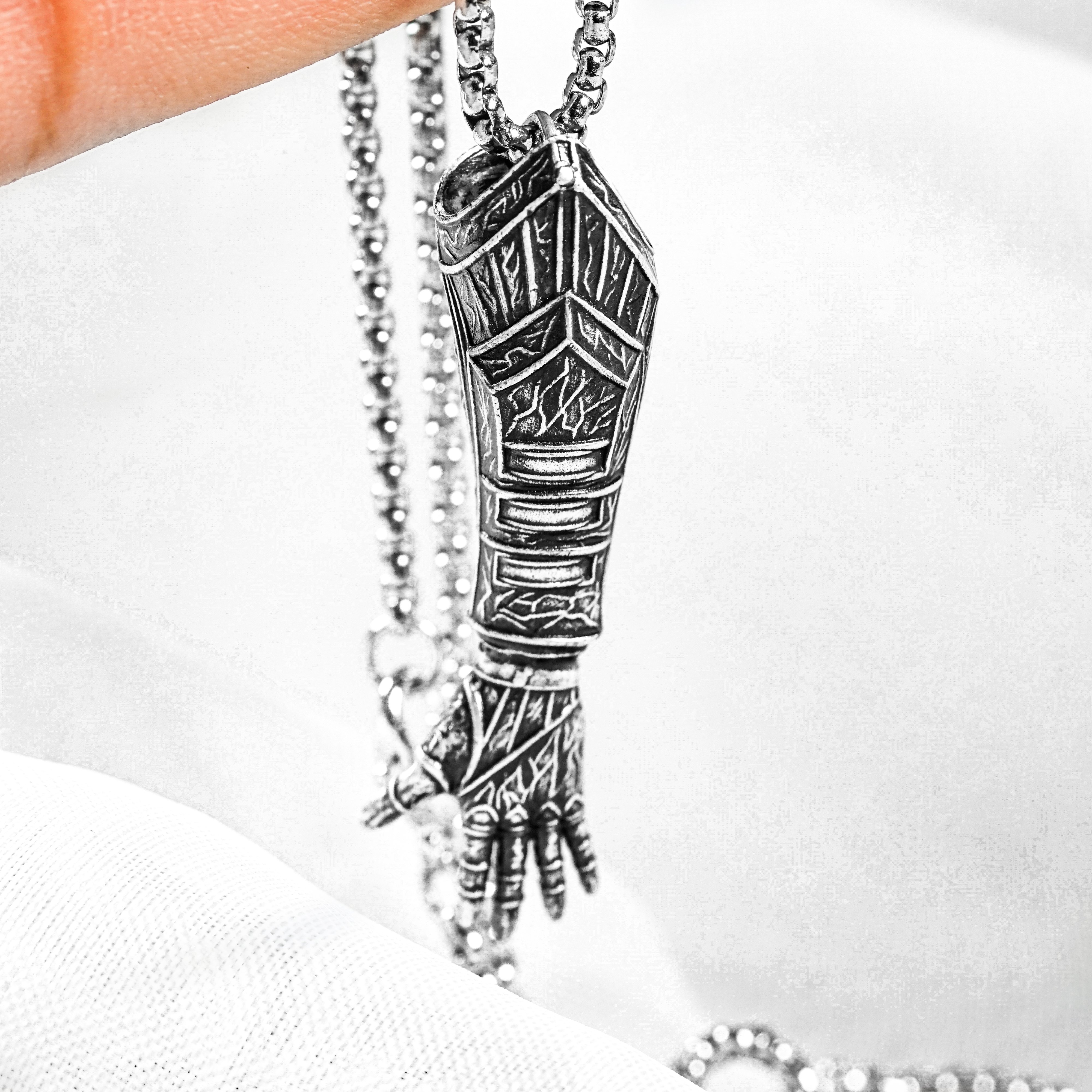 Clair Obscur: Expedition 33 Jewelry, Gustave's Arm Pendant Necklace, Handmade Silver 950 Pendant, Gustave Lumina Converter 10 - EternaSilver DSC05734 - EternaSilver