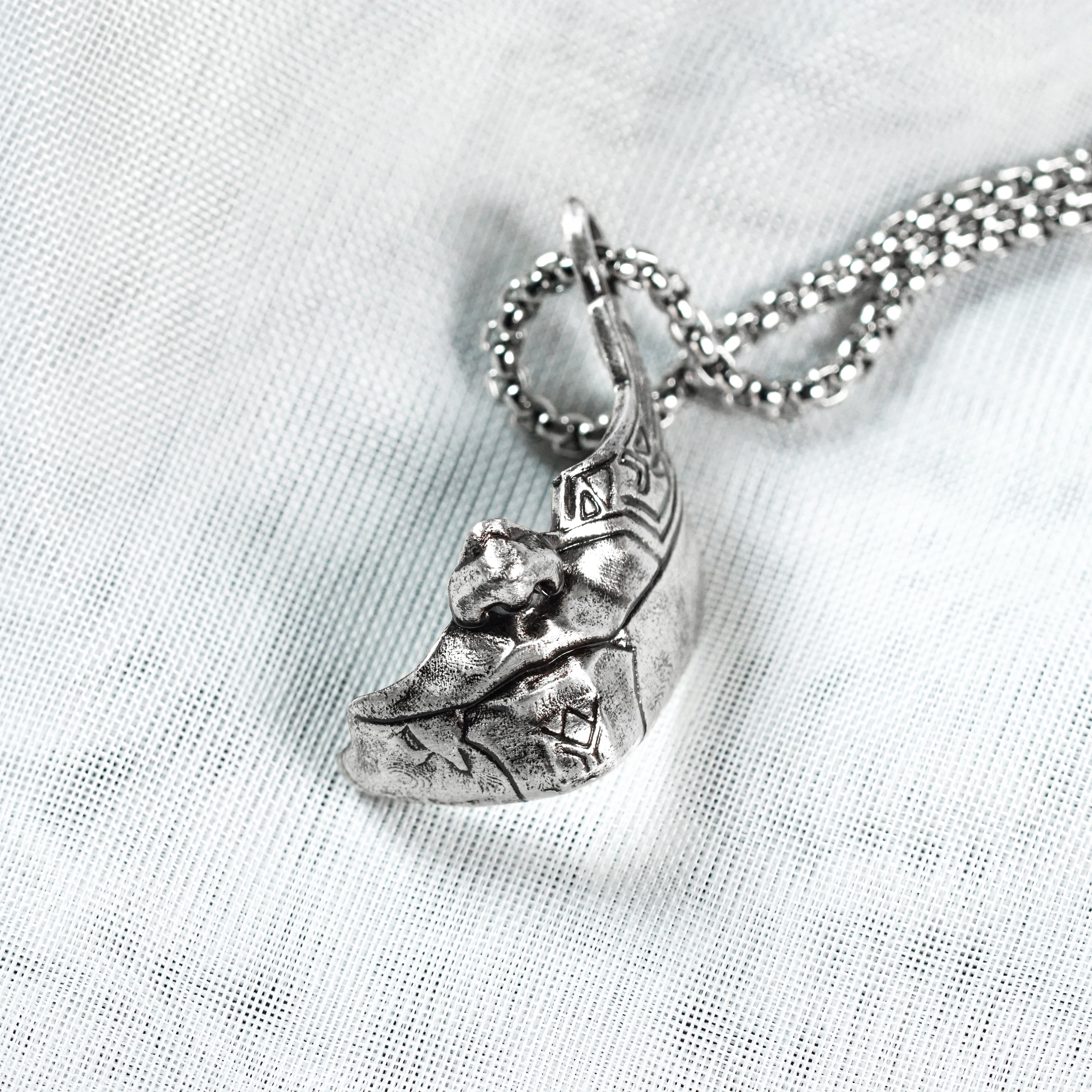 Clair Obscur: Expedition 33 Jewelry, Alicia's Mask Pendant Necklace, Handmade Silver 950 Pendant, Lumina Converter 6 - EternaSilver DSC05749 - EternaSilver