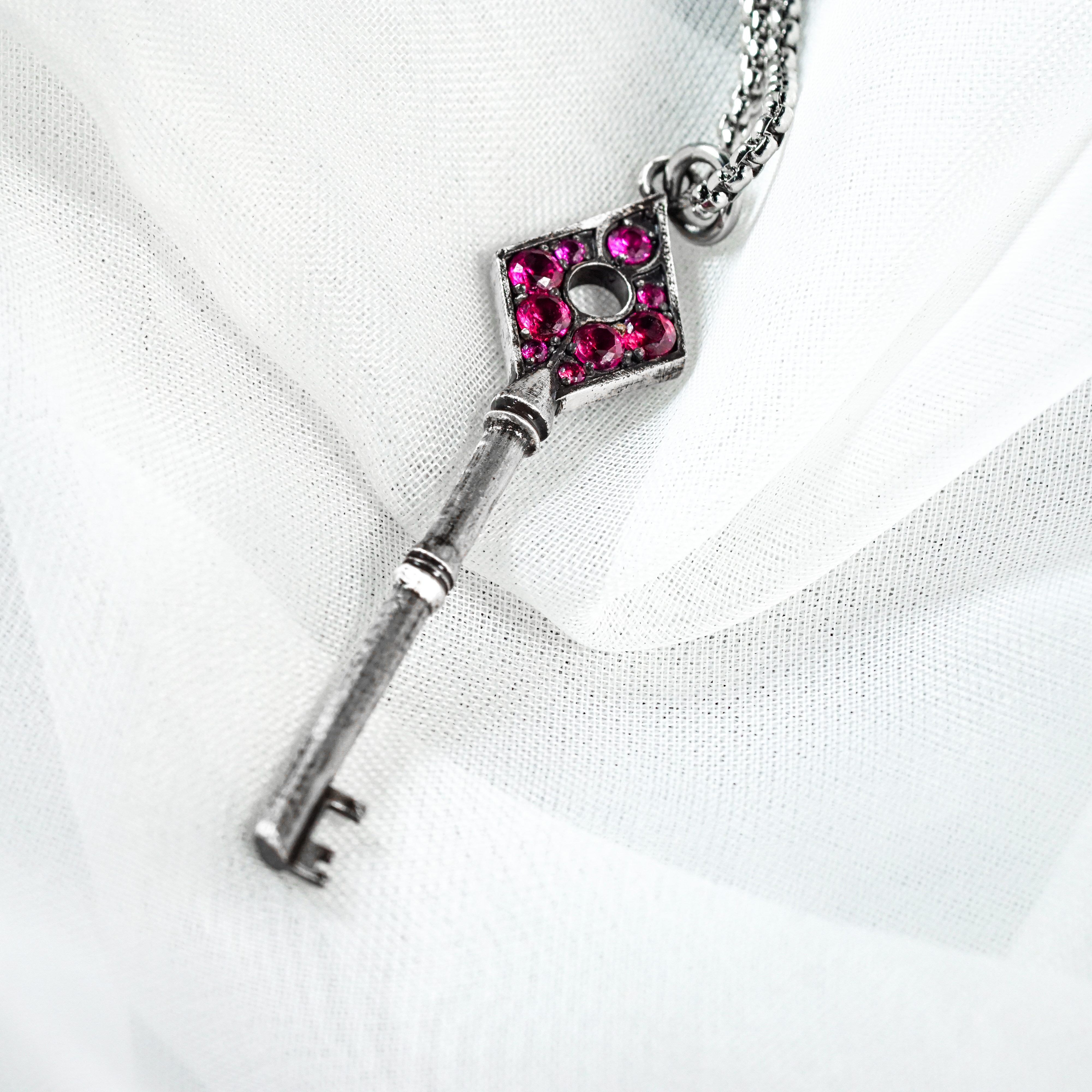 Resident Evil 2 Remake Precinct Key Pendant Necklace Set, 950 Sterling Silver Club, Diamond, Spade & Heart Keys with Gemstones 24 - EternaSilver DSC05764 - EternaSilver