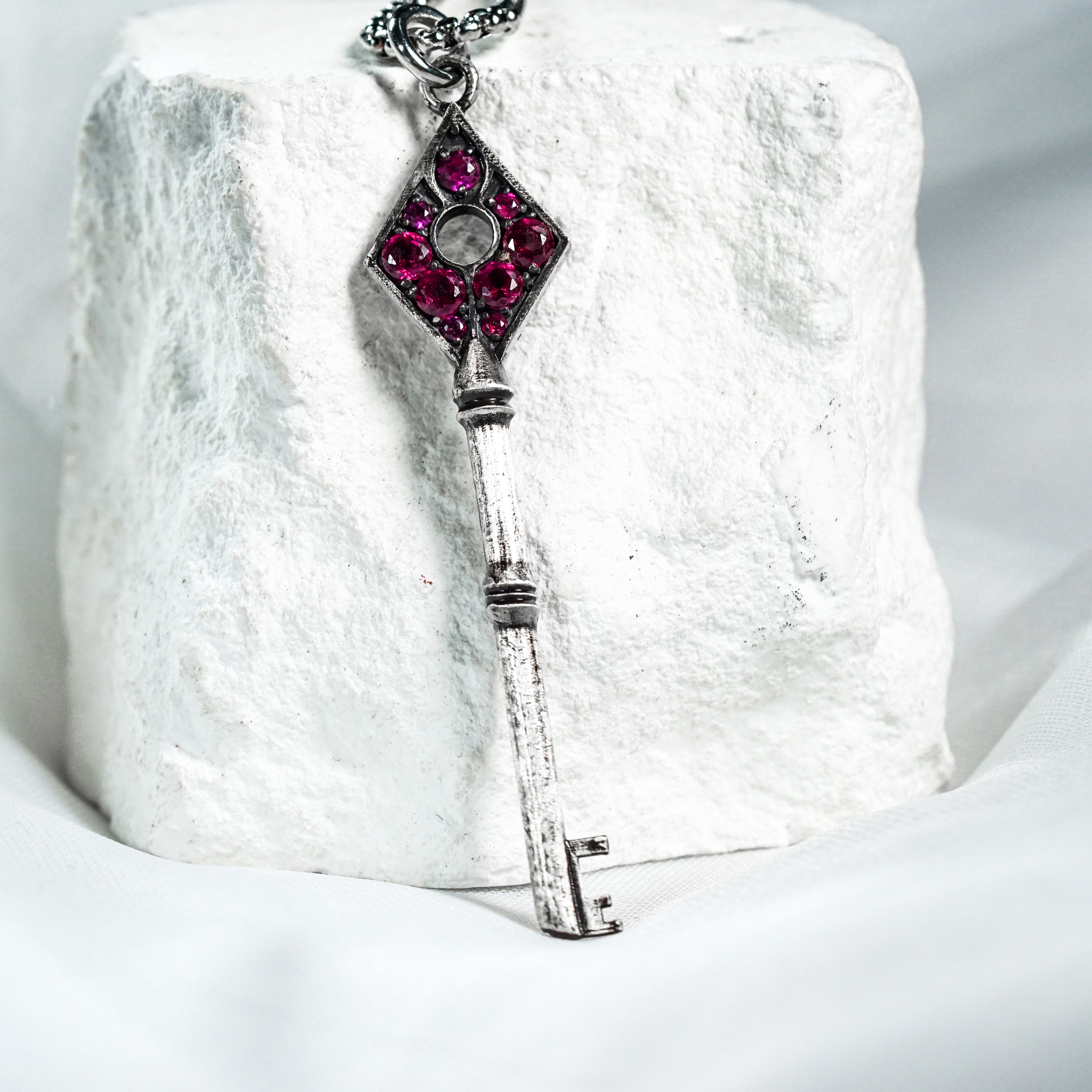 Resident Evil 2 Remake Precinct Key Pendant Necklace Set, 950 Sterling Silver Club, Diamond, Spade & Heart Keys with Gemstones 25 - EternaSilver DSC05794 - EternaSilver
