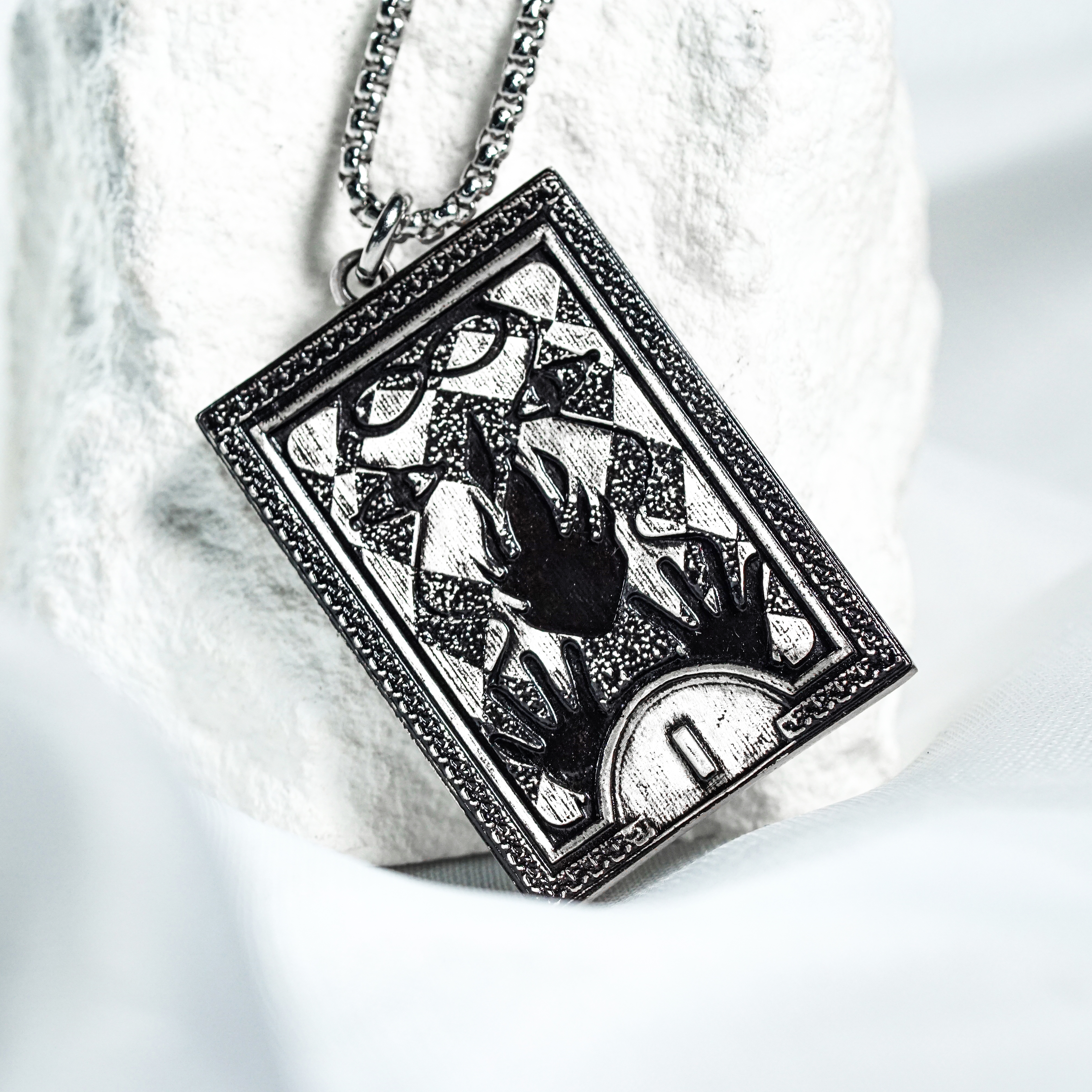 Persona 3 Arcana Card Pendant Necklace Set, The Fool, Magician, Priestess & Empress Card, 950 Silver, Persona gift, Persona Cosplay 7 - EternaSilver DSC05815 - EternaSilver