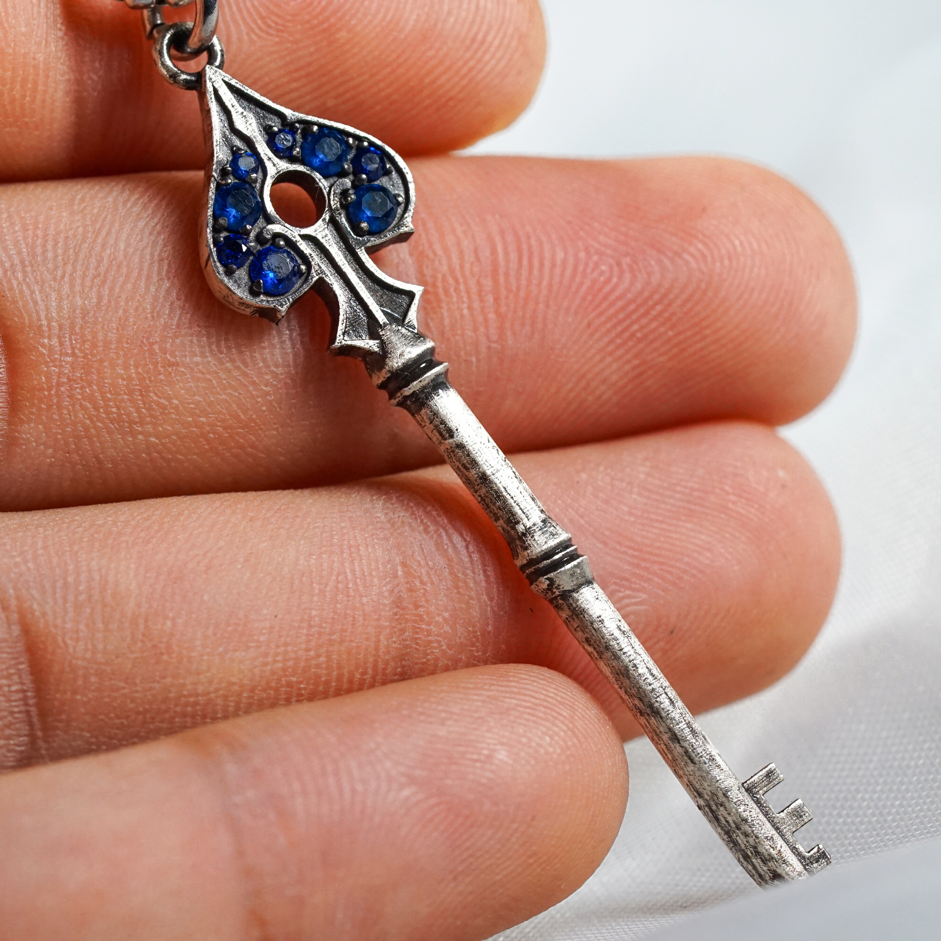 Resident Evil 2 Remake Precinct Key Pendant Necklace Set, 950 Sterling Silver Club, Diamond, Spade & Heart Keys with Gemstones 23 - EternaSilver DSC05846 - EternaSilver
