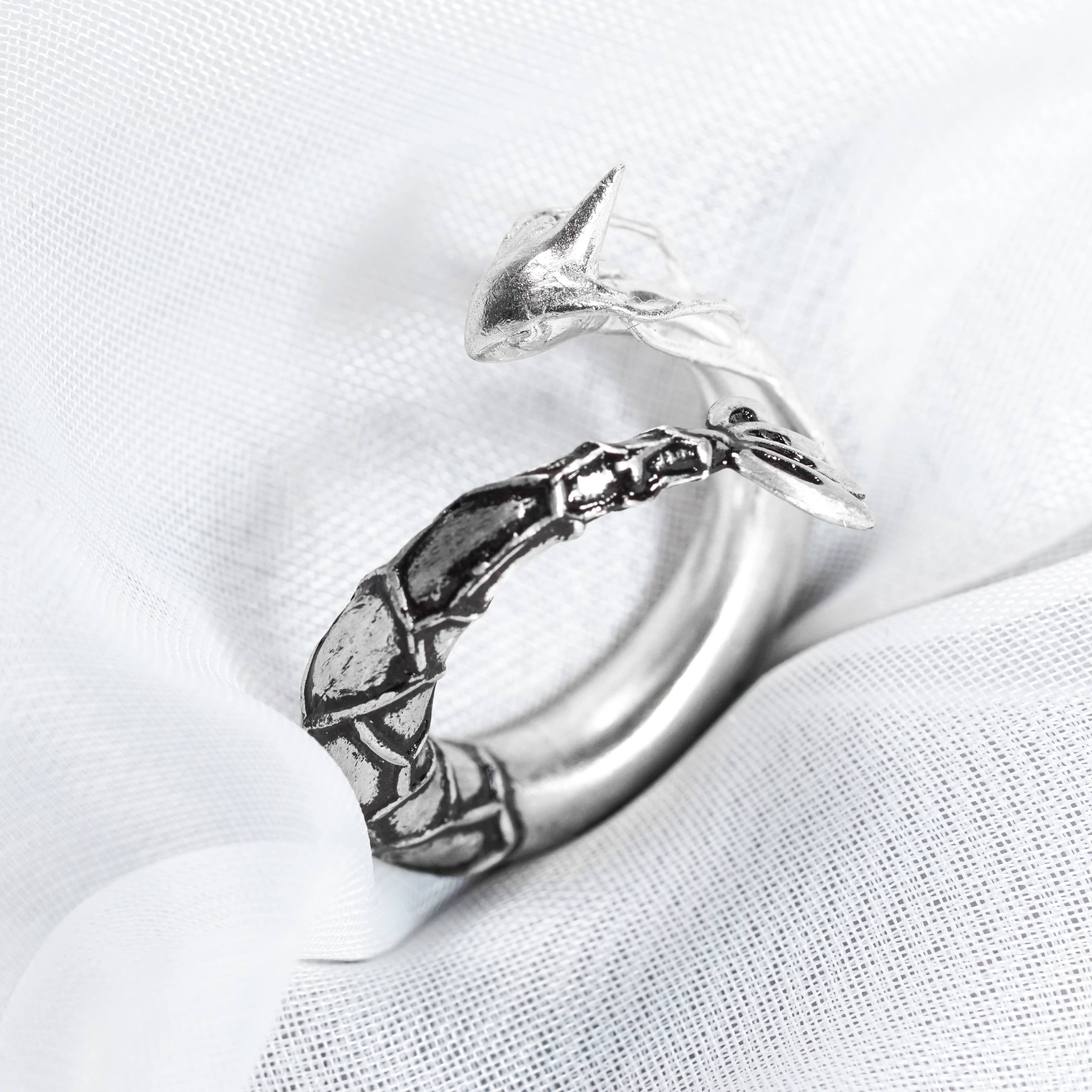 Pokemon Milotic Ring, Handmade 950 Silver Ring, Unique Jewelry Gift for Pokemon Fans 3 - EternaSilver DSC06982 - EternaSilver