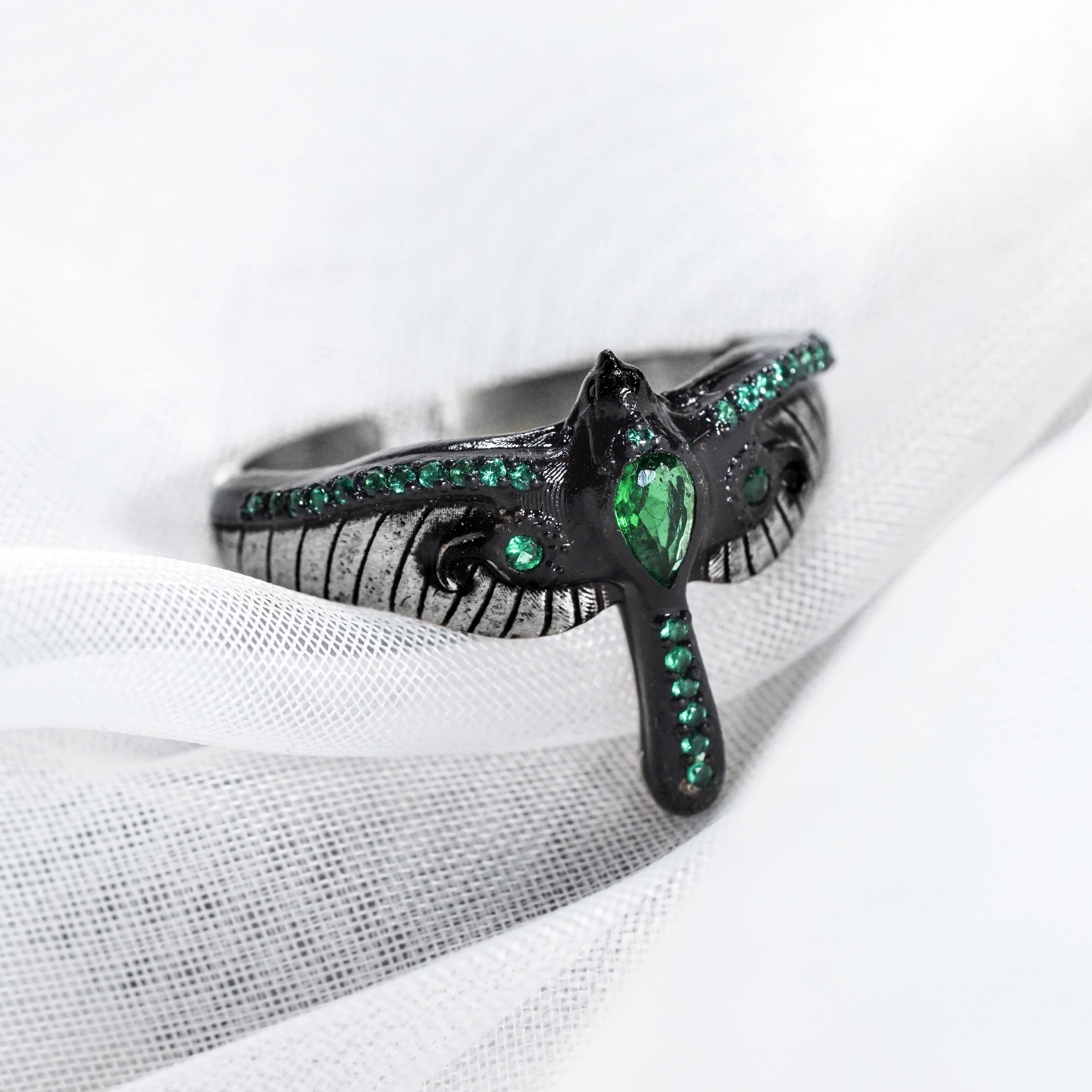 Baldur's Gate 3 Ring of Evasion, Custom Handmade 950 Silver Jewelry, Perfect for BG3 Fans and DnD Players 8 - EternaSilver DSC07015 - EternaSilver