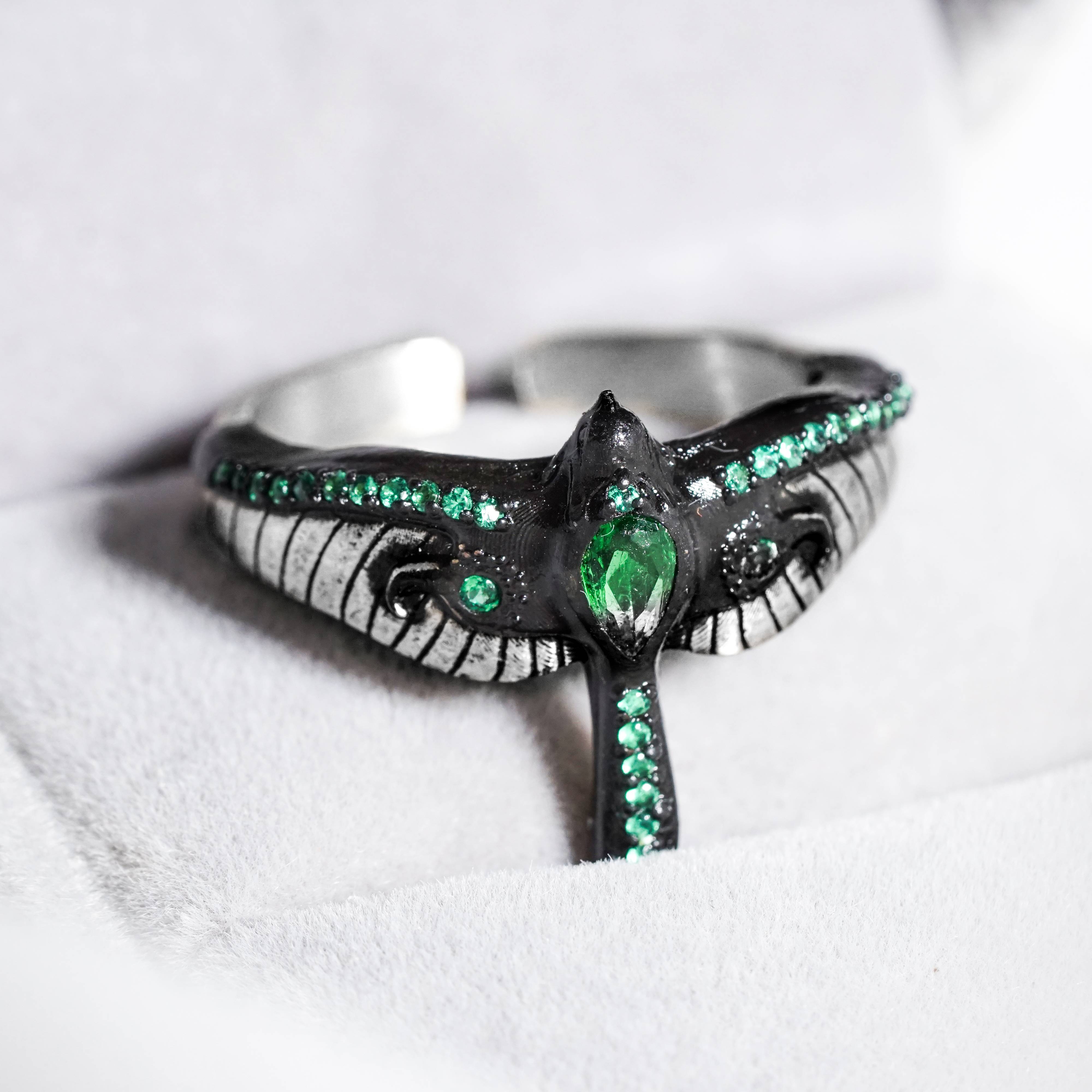 Baldur's Gate 3 Ring of Evasion, Custom Handmade 950 Silver Jewelry, Perfect for BG3 Fans and DnD Players 6 - EternaSilver DSC07099 - EternaSilver