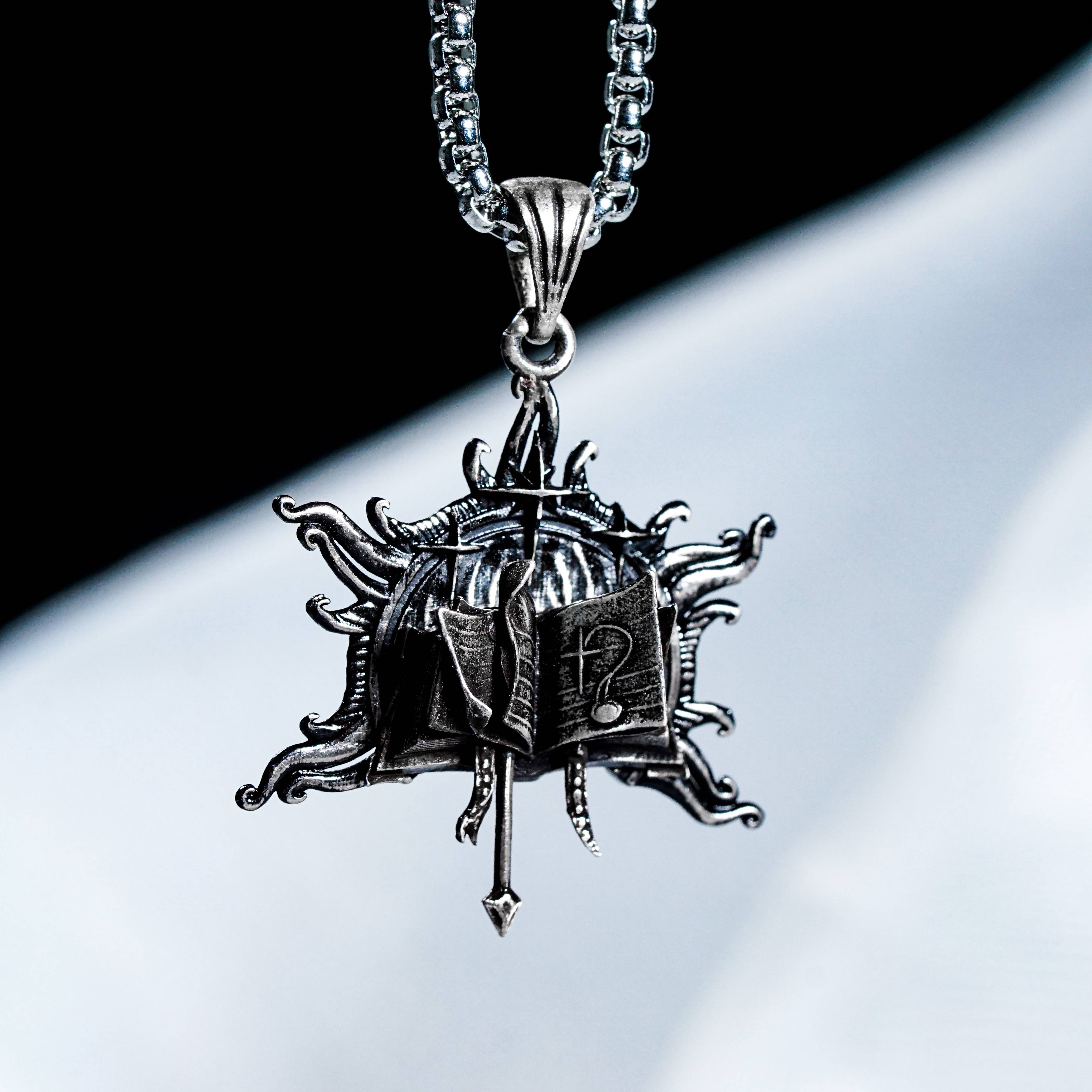 Baldur's Gate 3 Wizard Silver 950 Badge Necklace, Unique Silver Pendant Inspired by BG3, Gift for Fans of Baldur's Gate 3