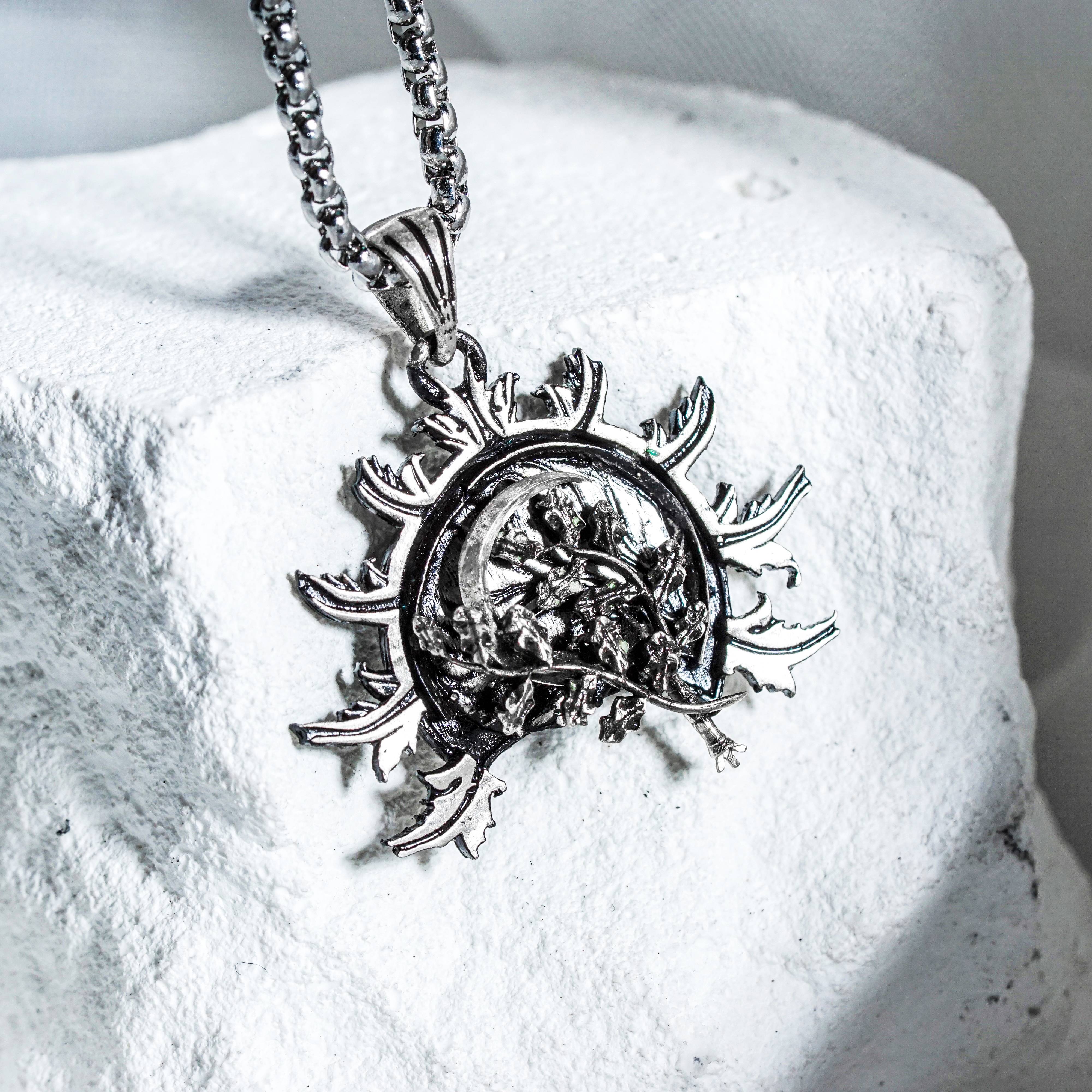 Baldur's Gate 3 Druid Silver 950 Badge Necklace, Unique Silver Pendant Inspired by BG3, Gift for Fans of Baldur's Gate 3 7 - EternaSilver DSC07793 - EternaSilver