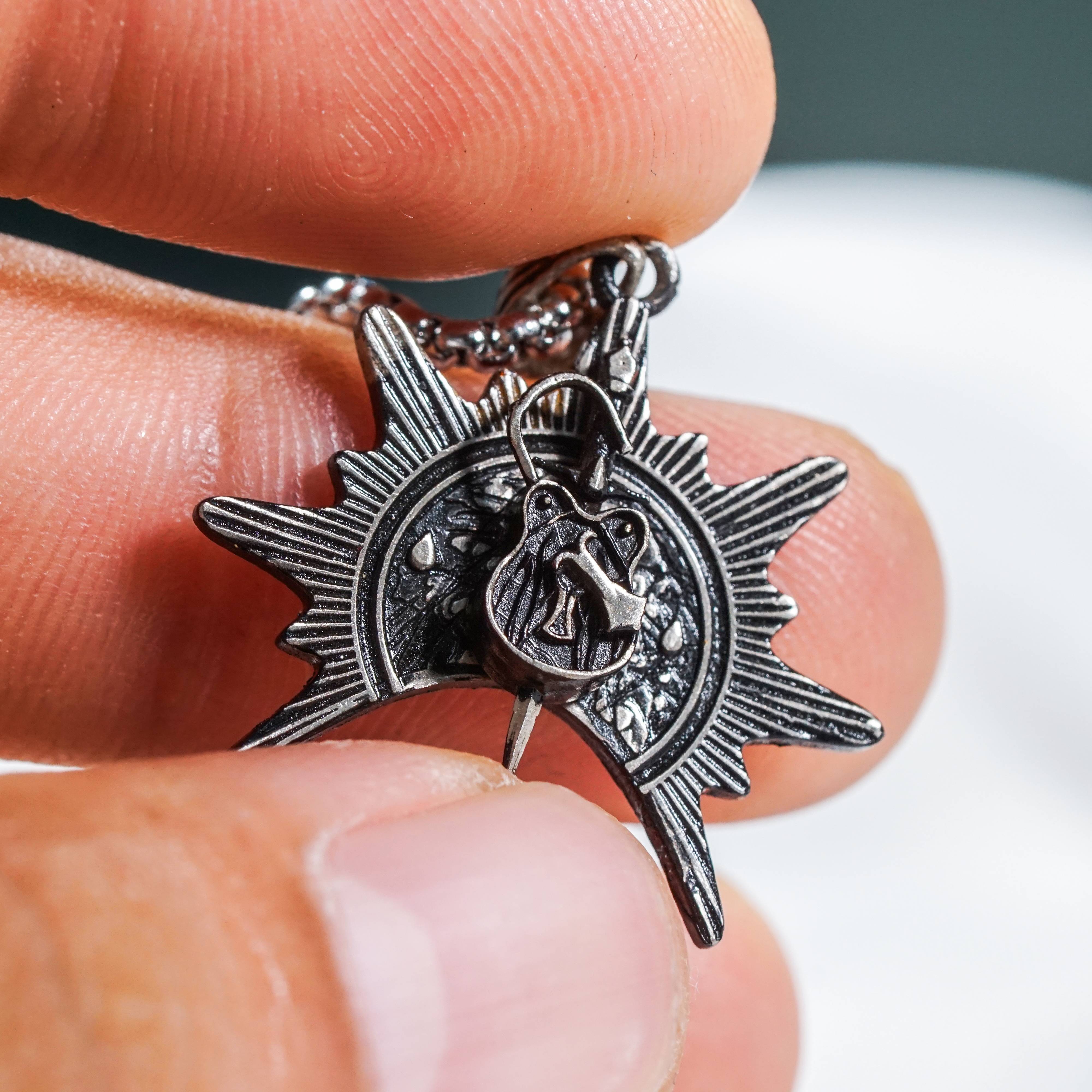 Baldur's Gate 3 Rogue Silver 950 Badge Necklace, Unique Silver Pendant Inspired by BG3, Gift for Fans of Baldur's Gate 3 5 - EternaSilver DSC07905 - EternaSilver