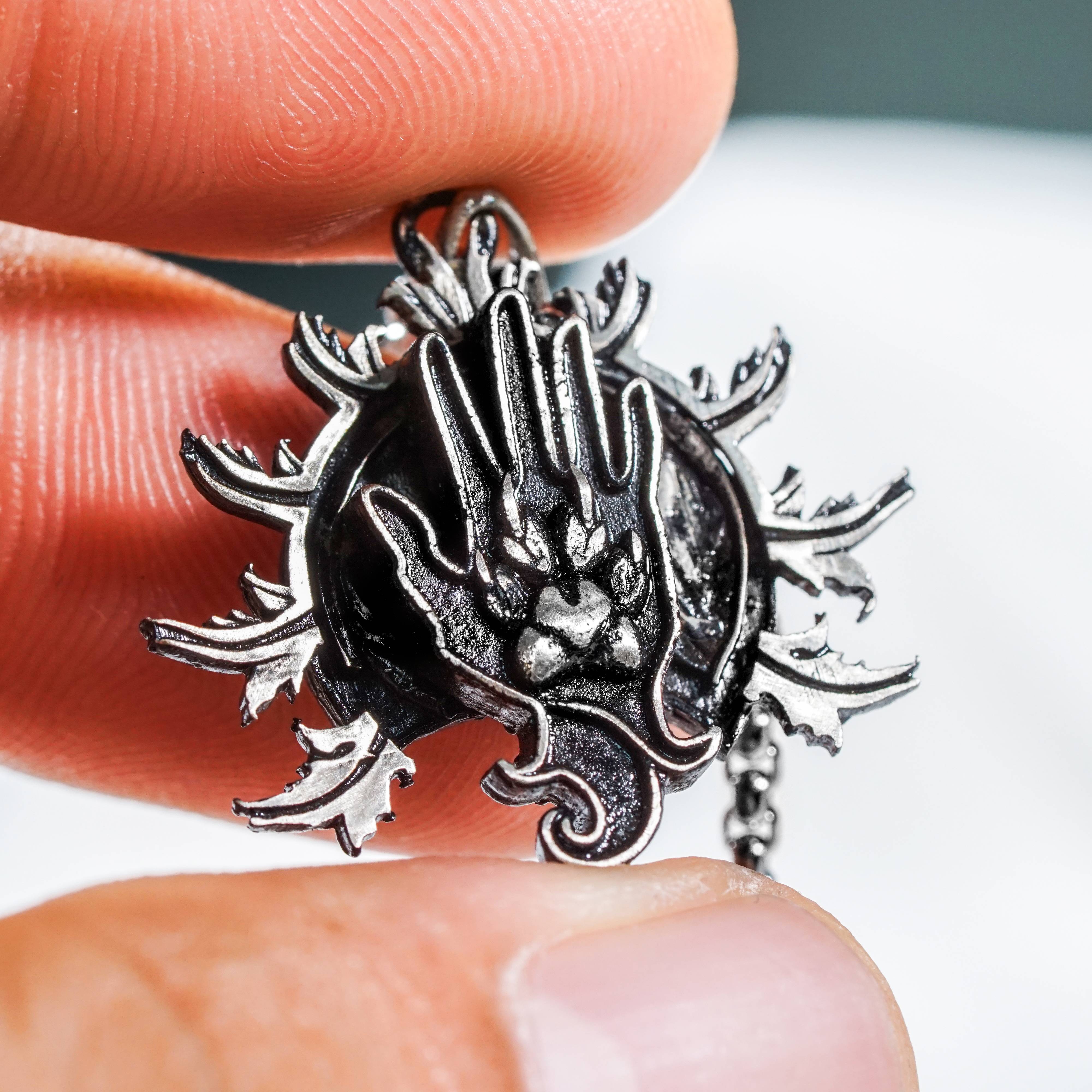 Baldur's Gate 3 Ranger Silver 950 Badge Necklace, Unique Silver Pendant Inspired by BG3, Gift for Fans of Baldur's Gate 3 7 - EternaSilver DSC07919 - EternaSilver