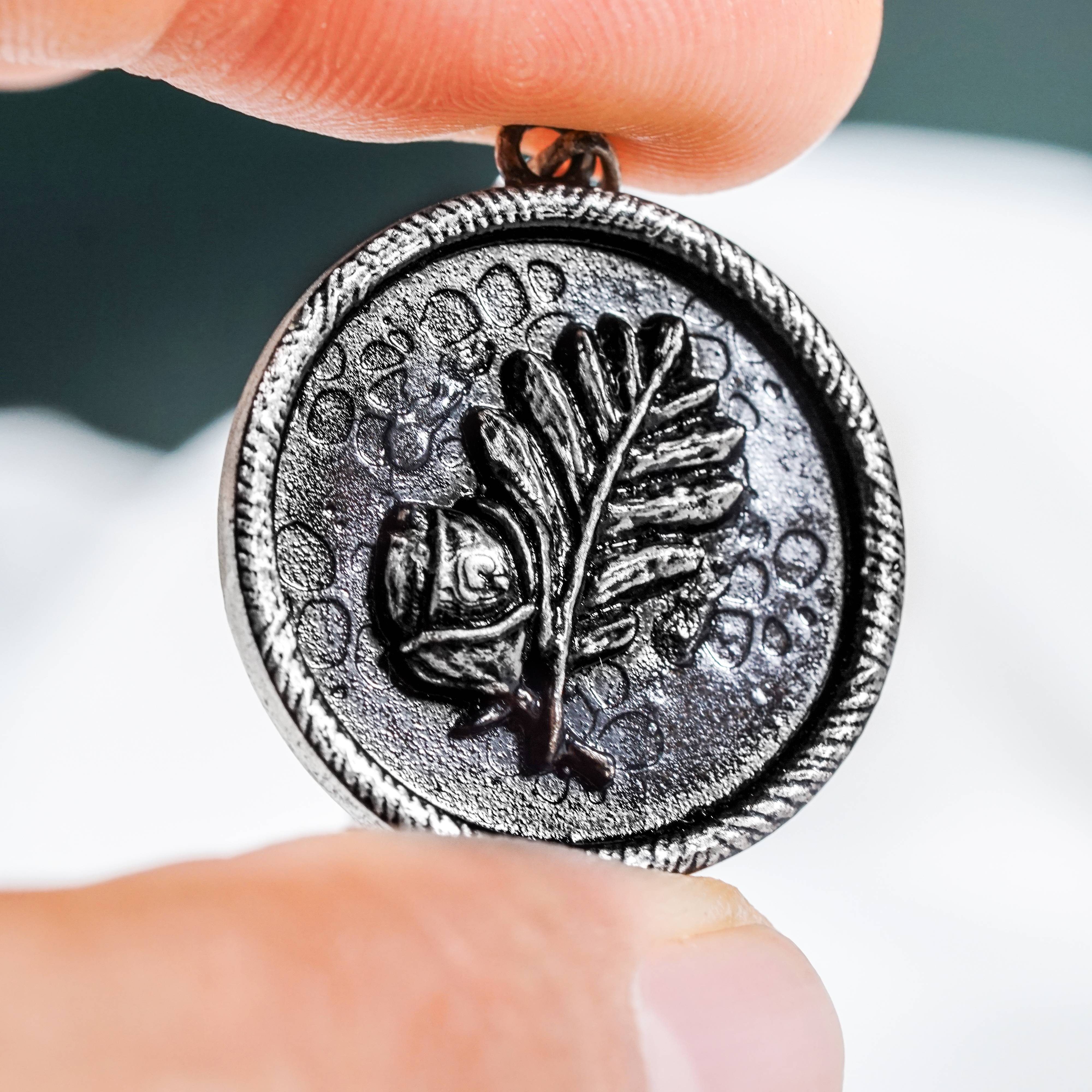 Baldur's Gate 3 Halsin Necklace Handmade Silver, 950 Silver Pendant, BG3 Halsin Jewelry Gift, Baldur's Gate 3 Collectible 5 - EternaSilver DSC07923 - EternaSilver