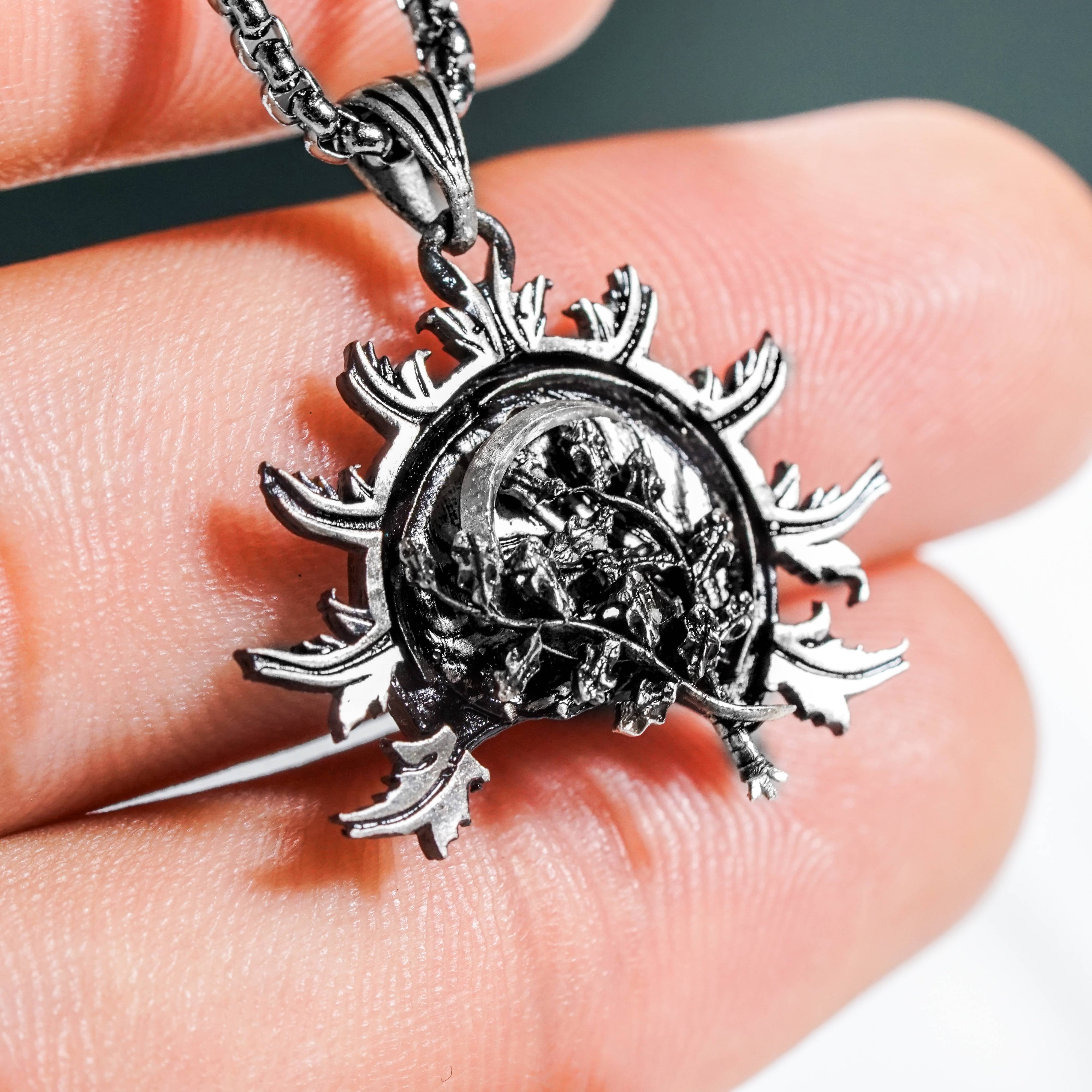 Baldur's Gate 3 Druid Silver 950 Badge Necklace, Unique Silver Pendant Inspired by BG3, Gift for Fans of Baldur's Gate 3 3 - EternaSilver DSC07953 - EternaSilver