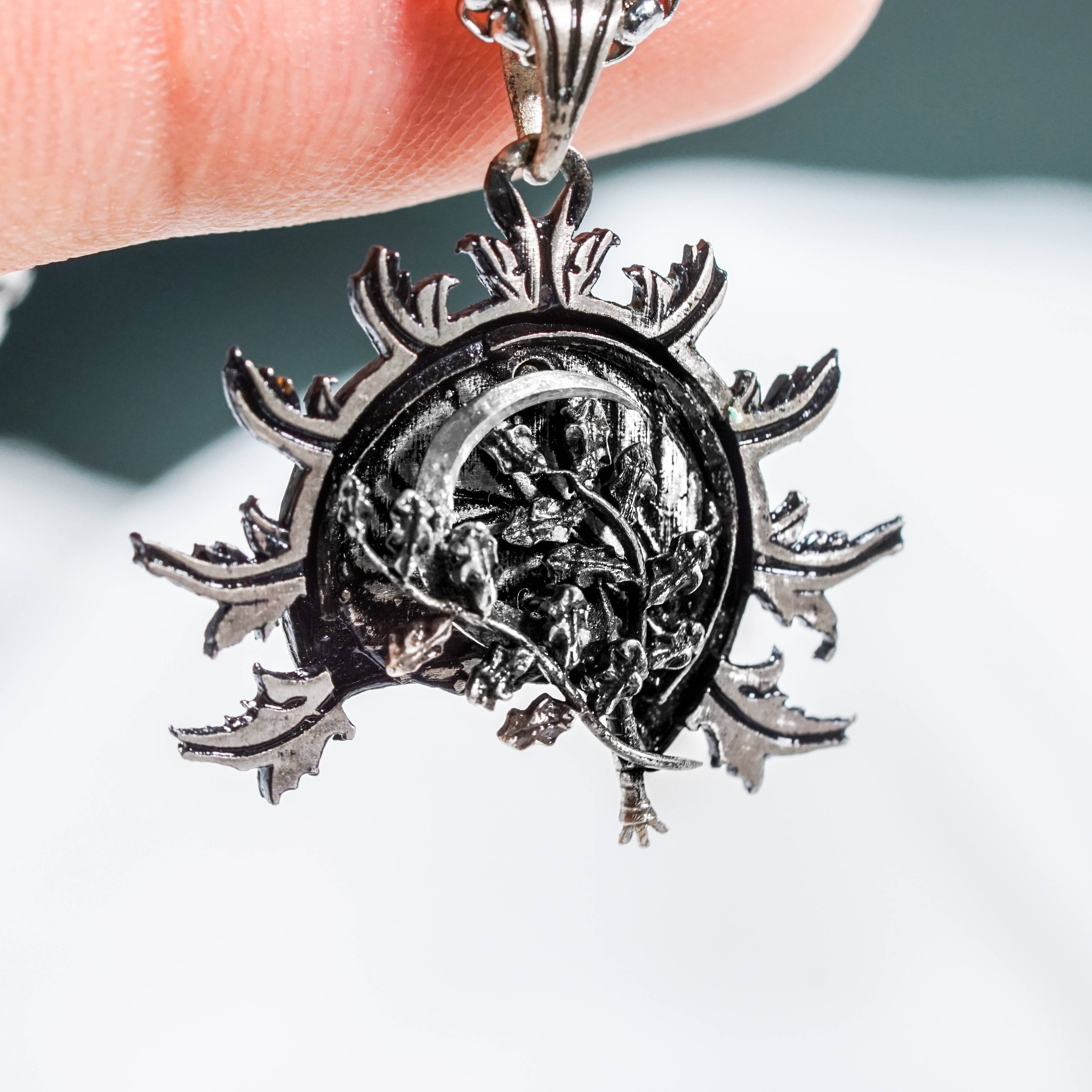 Baldur's Gate 3 Druid Silver 950 Badge Necklace, Unique Silver Pendant Inspired by BG3, Gift for Fans of Baldur's Gate 3 6 - EternaSilver DSC07957 - EternaSilver