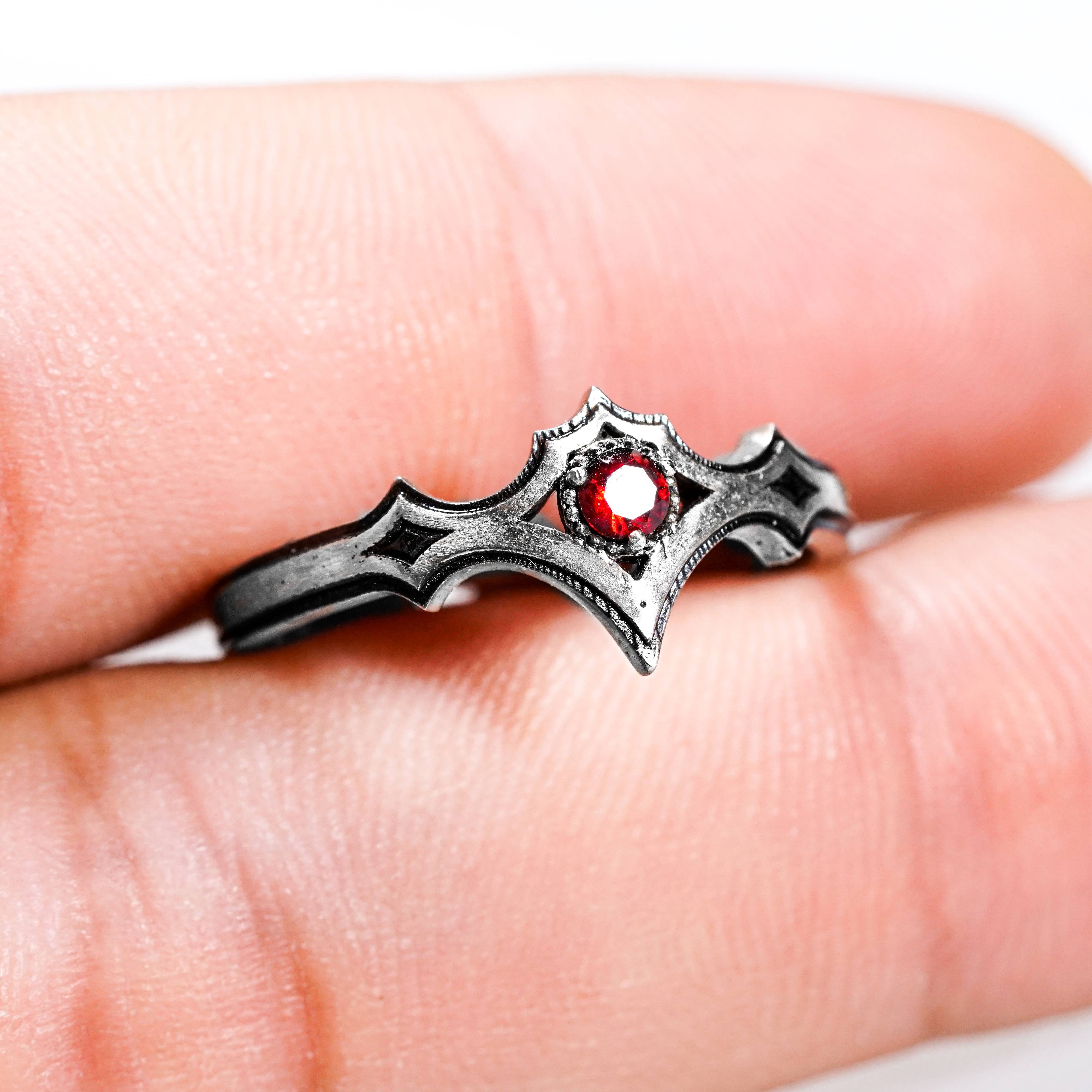 Baldur's Gate 3 Szarr Family Ring, Handmade 950 Silver Cazador’s Ring, Custom BG3 Jewelry for DnD and RPG Fans 6 - EternaSilver DSC08129 - EternaSilver