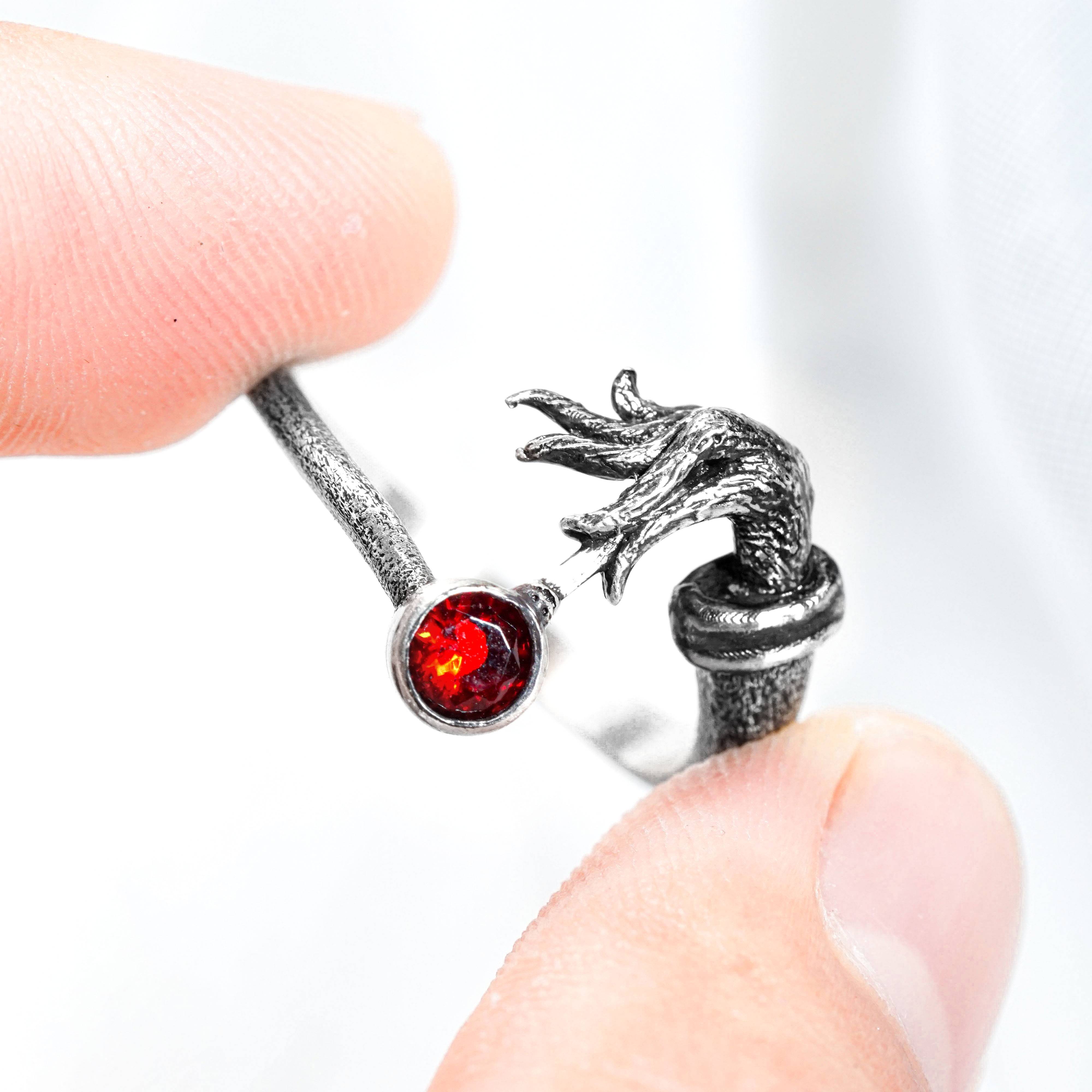 Grinch Christmas Hand Ring, Holiday Jewelry Handmade Silver 950, The Grinch Ring, Halloween Jewelry, Christmas Gift 13 - EternaSilver DSC08633 - EternaSilver