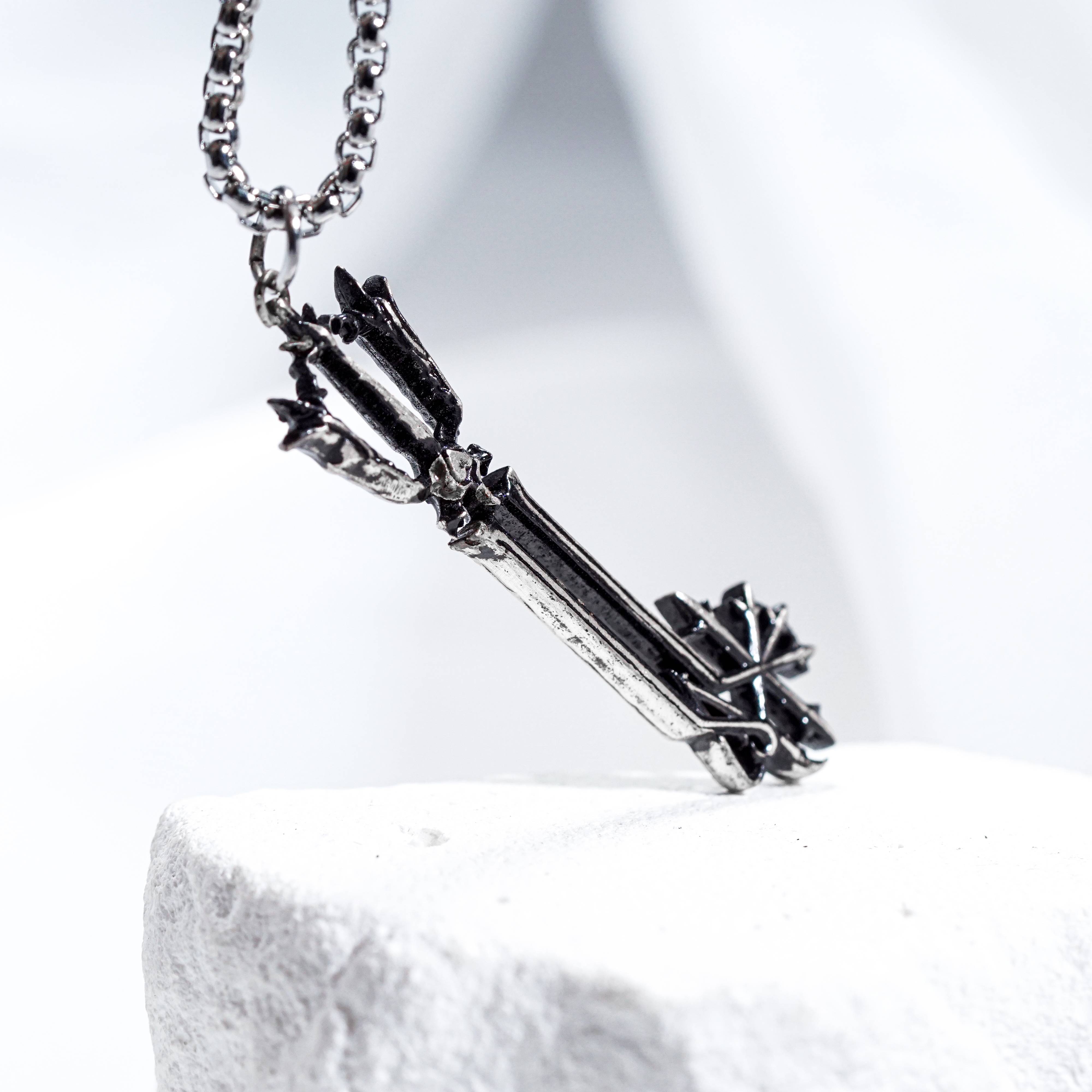 Kingdom Hearts Oathkeeper Keyblade Pendant, Keys 950 Silver Necklace, Limited Edition Silver Jewelry for Kingdom Hearts Fans 9 - EternaSilver DSC08205 - EternaSilver