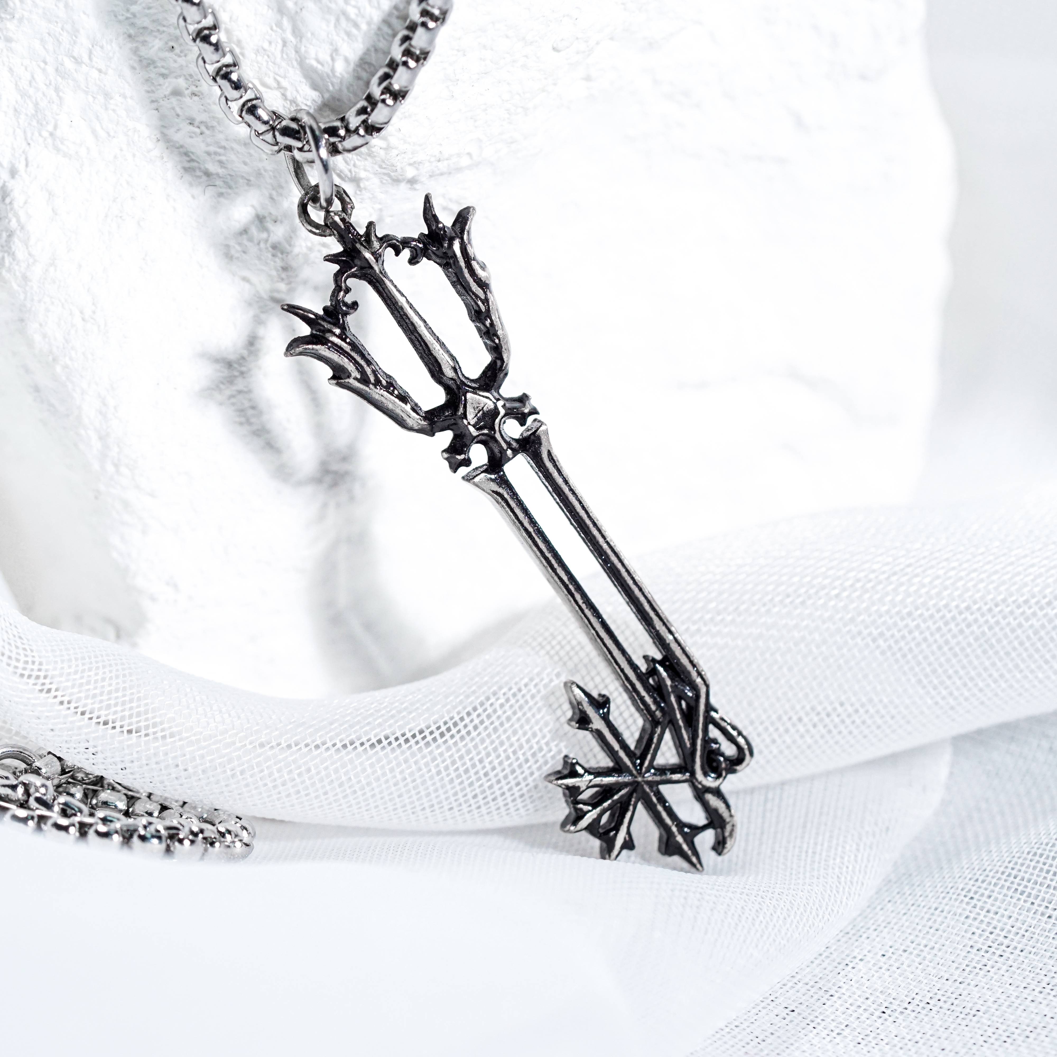 Kingdom Hearts Oathkeeper Keyblade Pendant, Keys 950 Silver Necklace, Limited Edition Silver Jewelry for Kingdom Hearts Fans