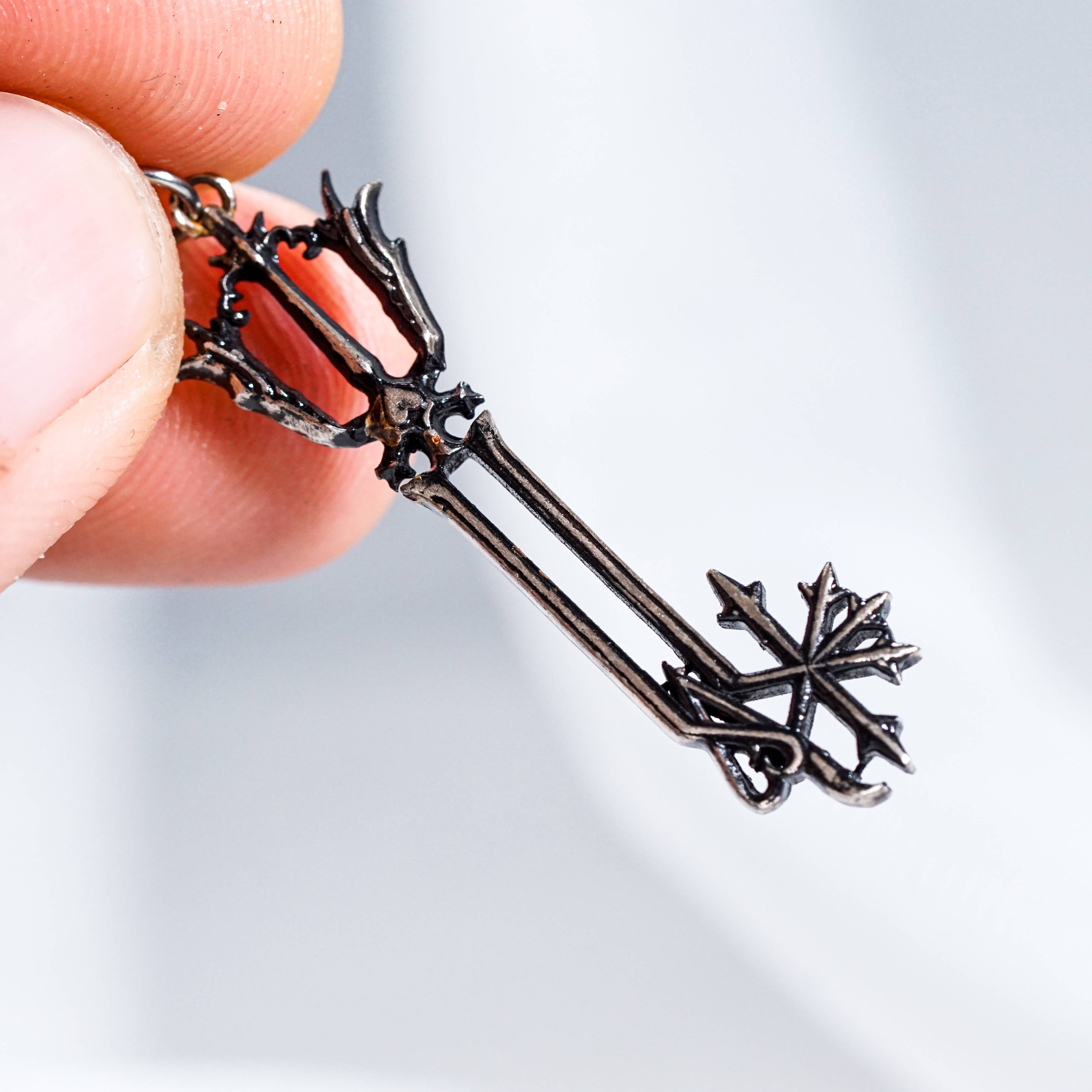 Kingdom Hearts Oathkeeper Keyblade Pendant, Keys 950 Silver Necklace, Limited Edition Silver Jewelry for Kingdom Hearts Fans 3 - EternaSilver DSC08266 - EternaSilver