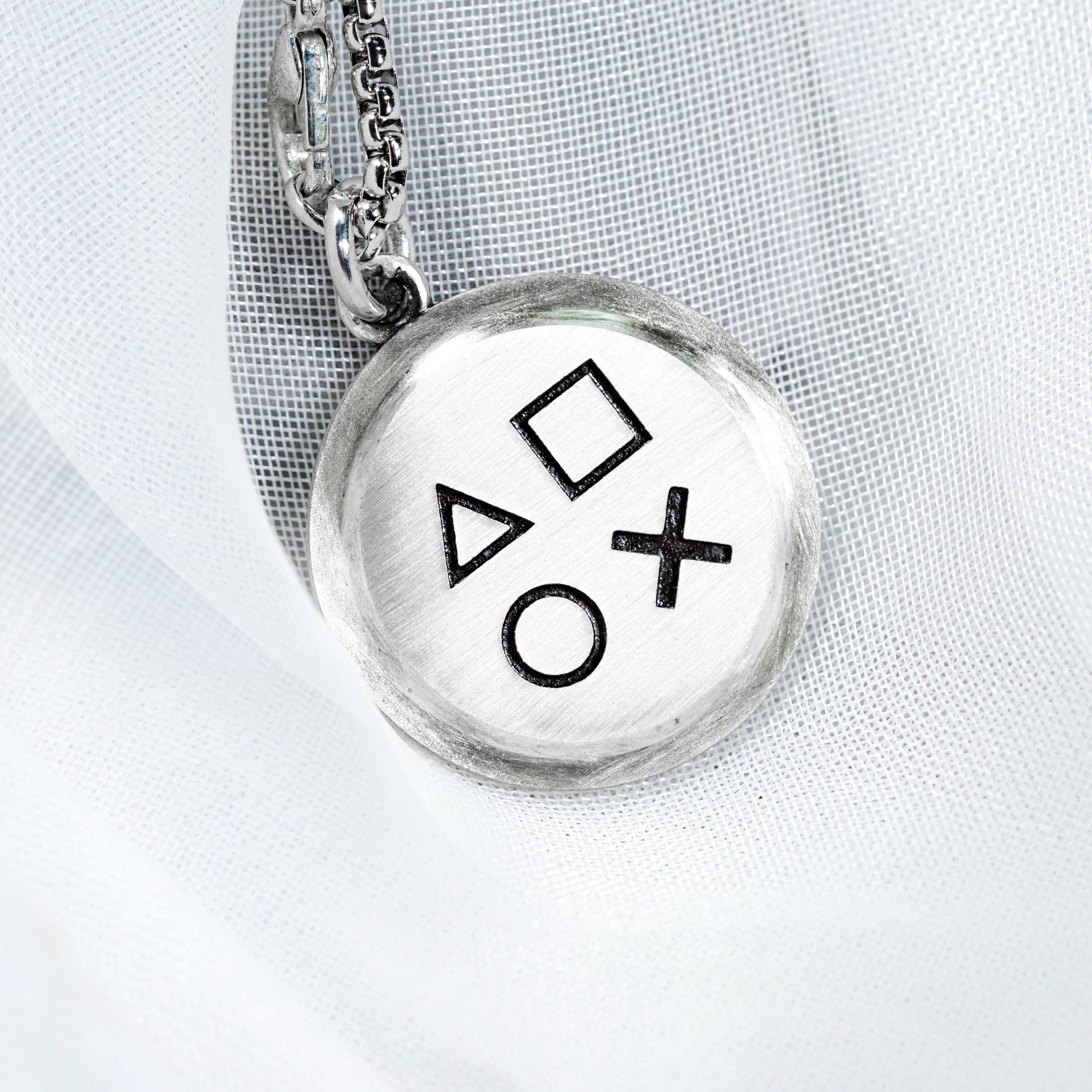 Astro Bot Coin Necklace, Silver 950 Jewelry, PS5 Gaming Coin Necklace, Perfect Sony Fan Gift for Him, Gift for Fans