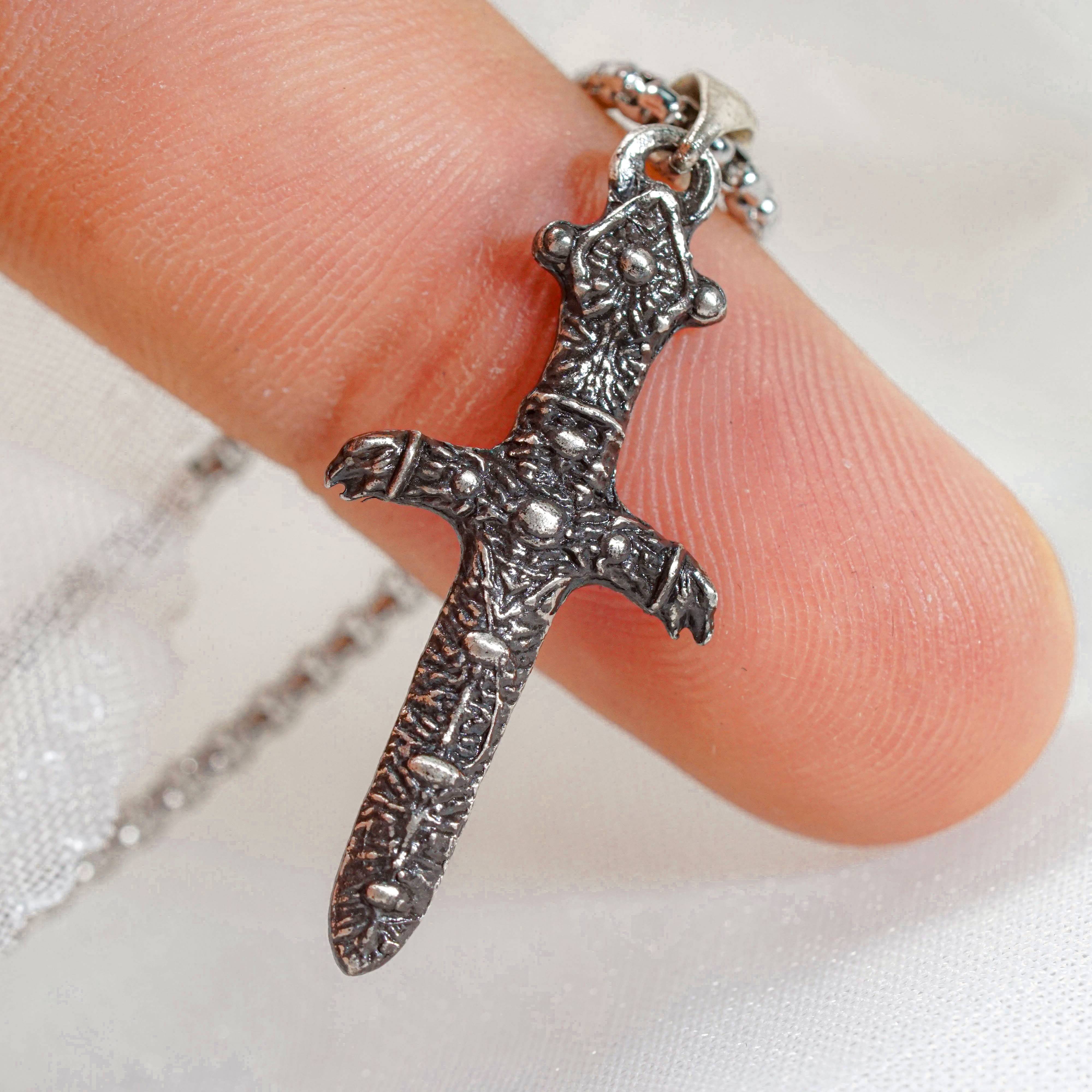 Elden Ring Stonesword Key Silver Necklace, Handcrafted 950 Silver Elden Ring Pendant, Elden Ring Jewelry, Gift for Gamers 3 - EternaSilver DSC08752 - EternaSilver