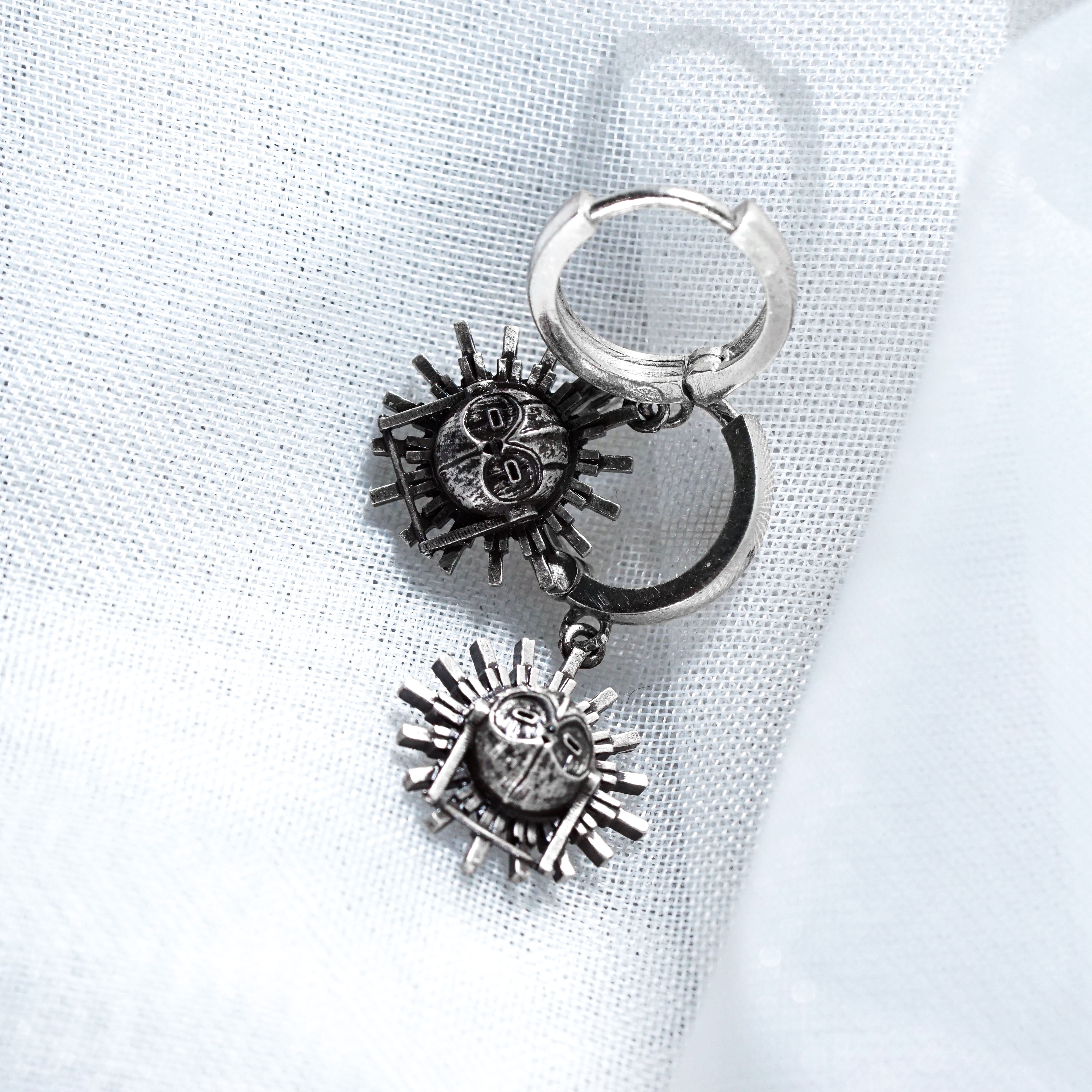 Esquie Mask Earrings, Clair Obscur Expedition 33 Inspired Handmade 950 Silver Earrings, Fantasy Jewelry Gift for Gamers and Collectors 4 - EternaSilver DSC00757 - EternaSilver