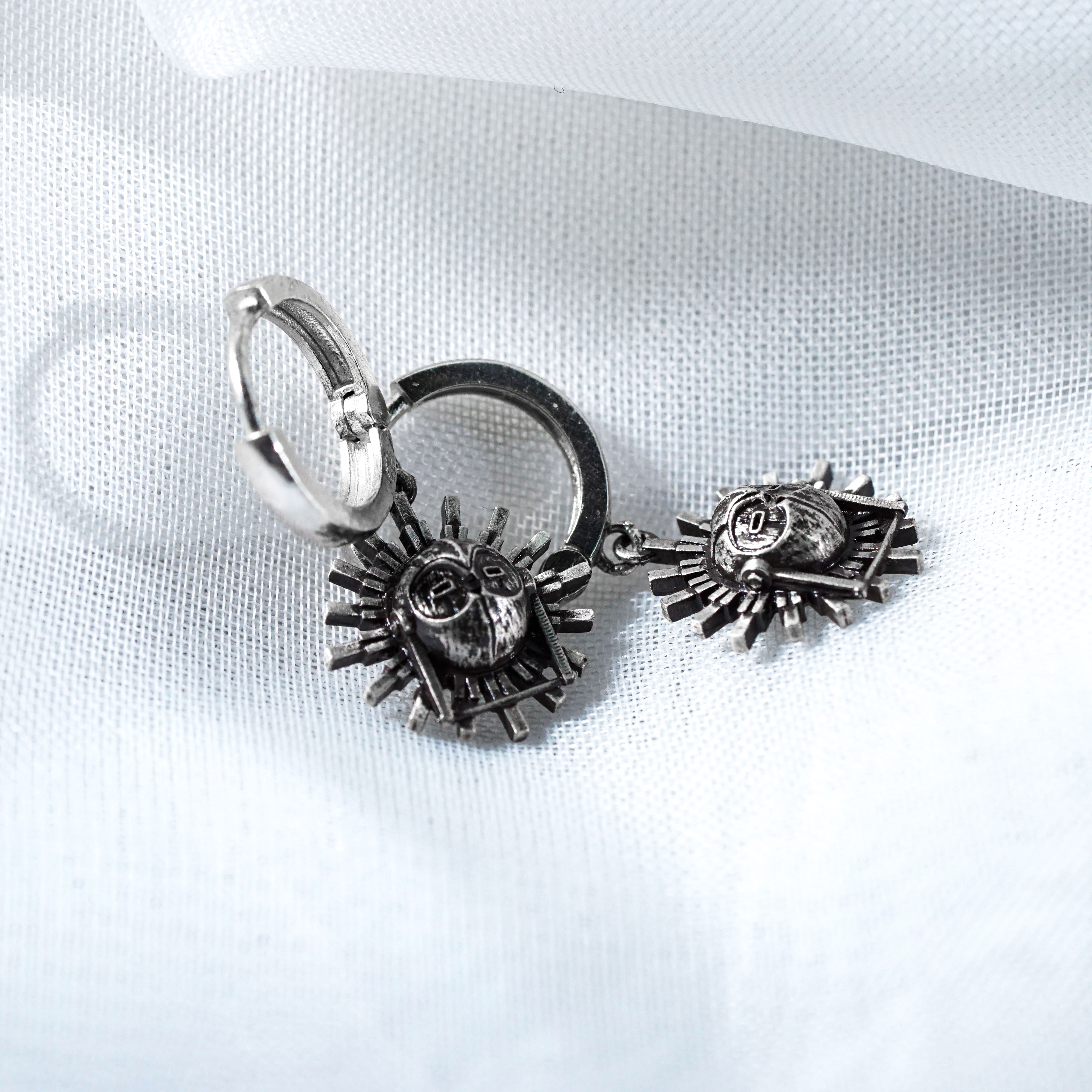 Esquie Mask Earrings, Clair Obscur Expedition 33 Inspired Handmade 950 Silver Earrings, Fantasy Jewelry Gift for Gamers and Collectors 5 - EternaSilver DSC00758 - EternaSilver