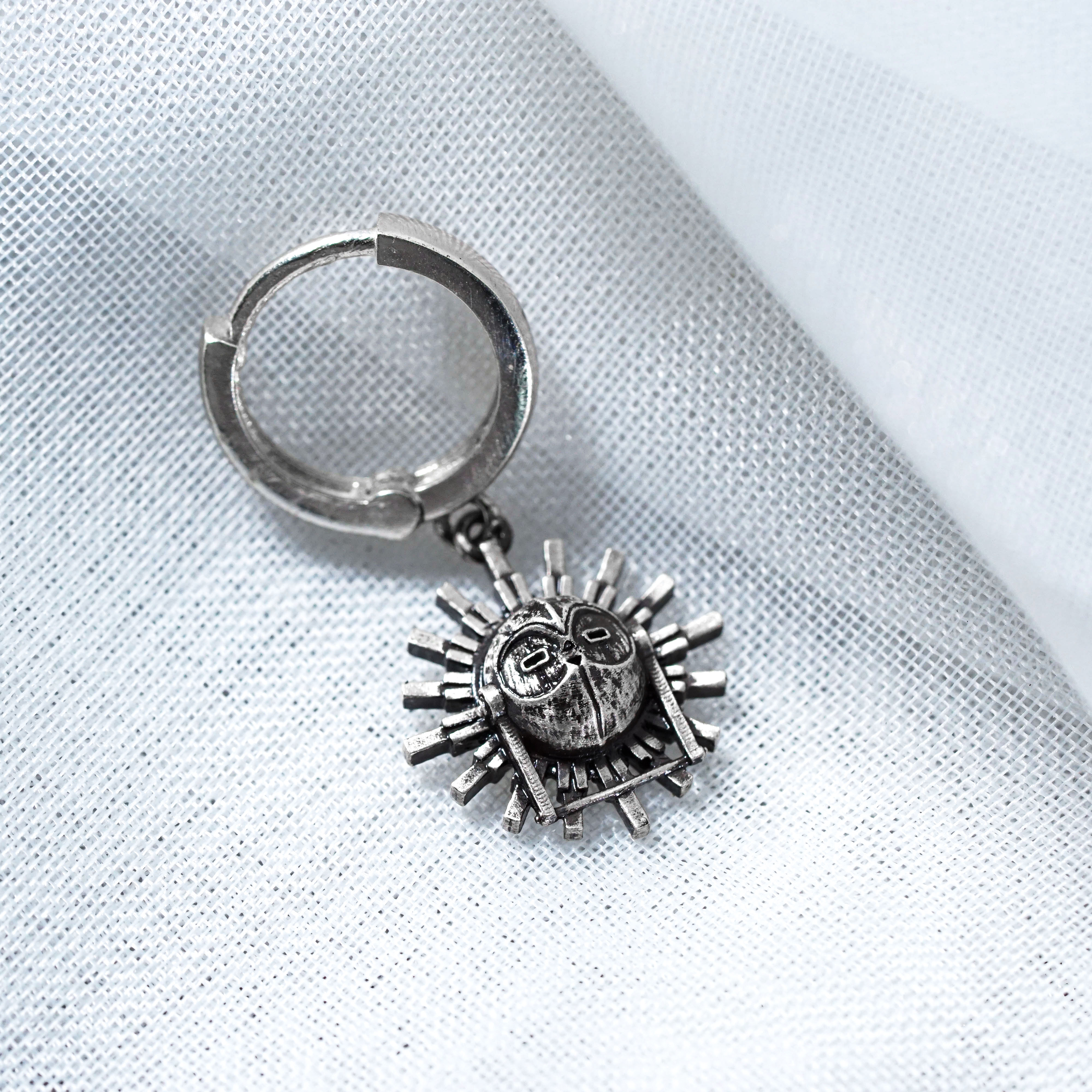 Esquie Mask Earrings, Clair Obscur Expedition 33 Inspired Handmade 950 Silver Earrings, Fantasy Jewelry Gift for Gamers and Collectors 7 - EternaSilver DSC00760 - EternaSilver