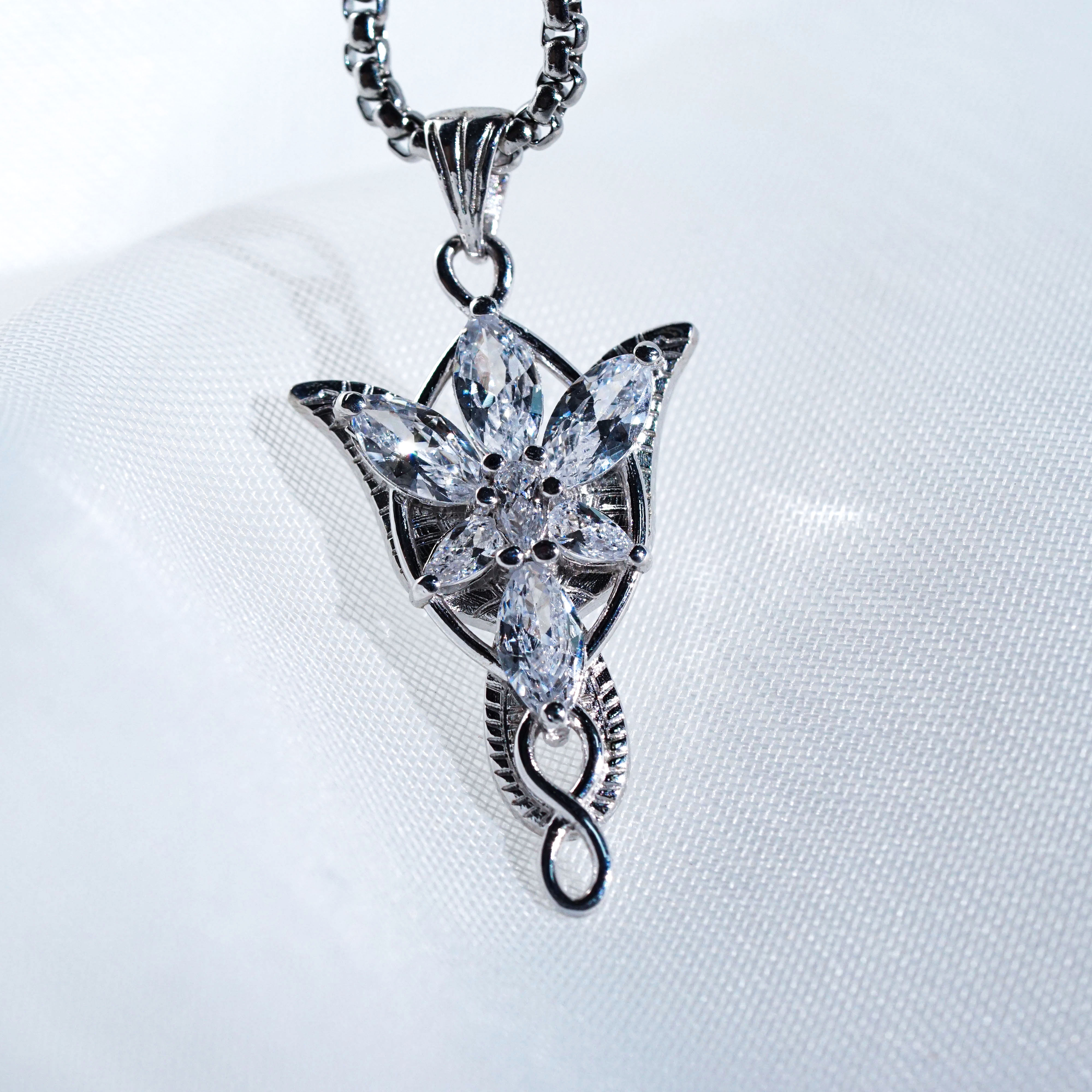 Evenstar Arwen Necklace, Lord of the Rings Inspired Sterling Silver Elven Pendant, LOTR Jewelry Gift for Her, Elven Fantasy Necklace