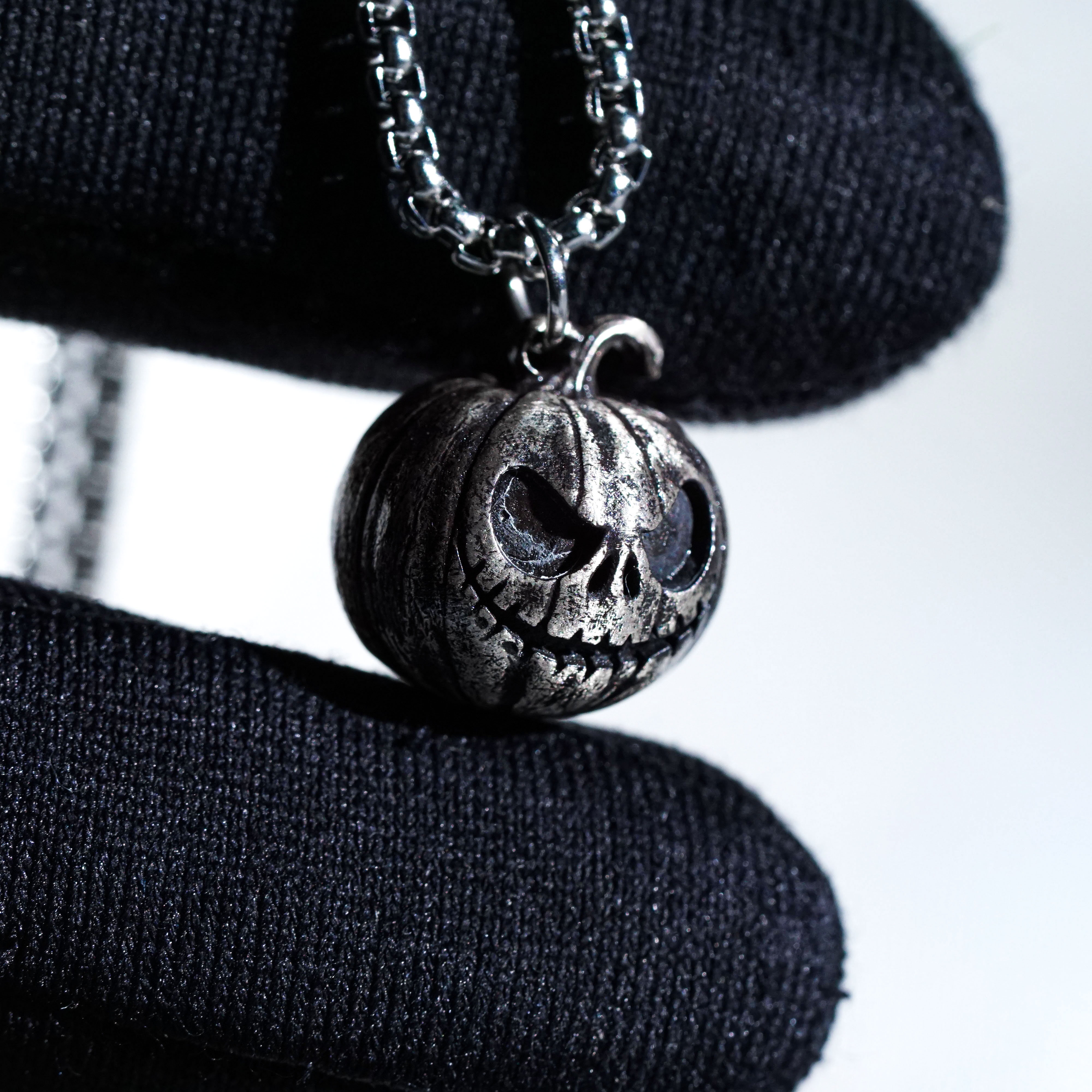 Pumpkin Jack Necklace, Handmade 950 Silver Halloween Pendant, Nightmare Before Christmas Inspired Jewelry, Gothic Gift for Fans and Collectors 5 - EternaSilver DSC00777 - EternaSilver