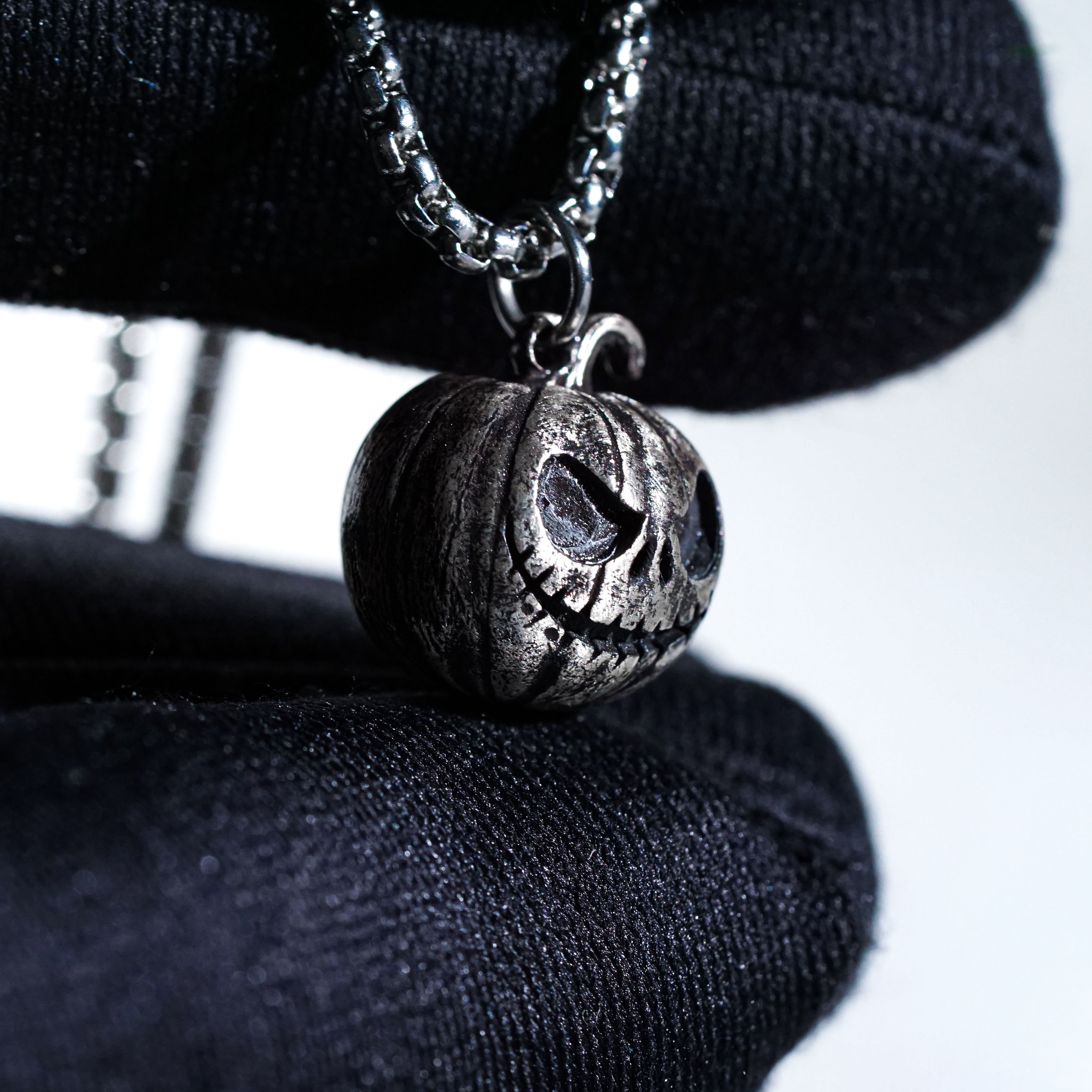 Pumpkin Jack Necklace, Handmade 950 Silver Halloween Pendant, Nightmare Before Christmas Inspired Jewelry, Gothic Gift for Fans and Collectors 6 - EternaSilver DSC00778 - EternaSilver