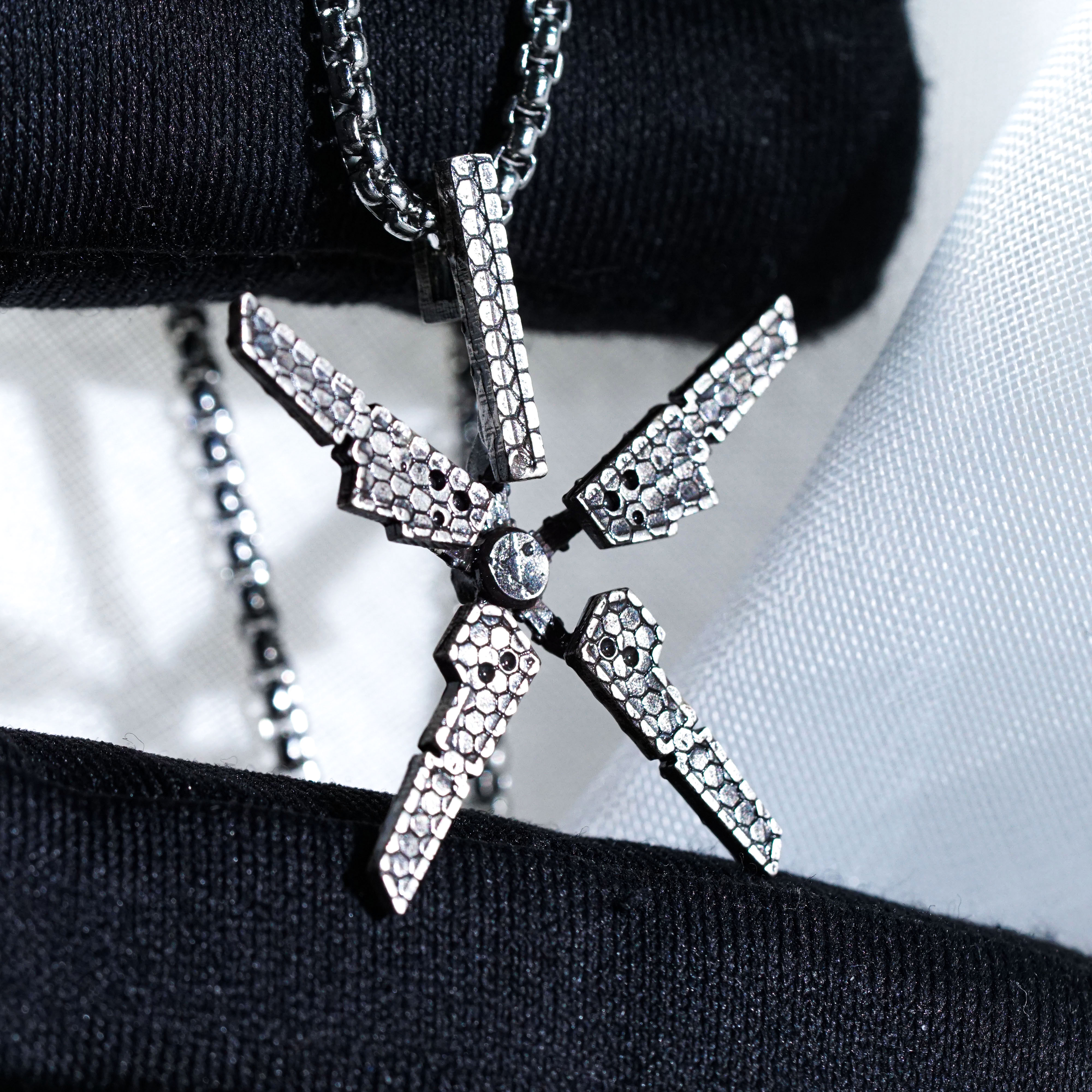 Odradek Scanner Necklace, Death Stranding Inspired Handmade 950 Silver Pendant, Sci-Fi Jewelry Gift for Gamers and Collectors 8 - EternaSilver DSC00828 - EternaSilver