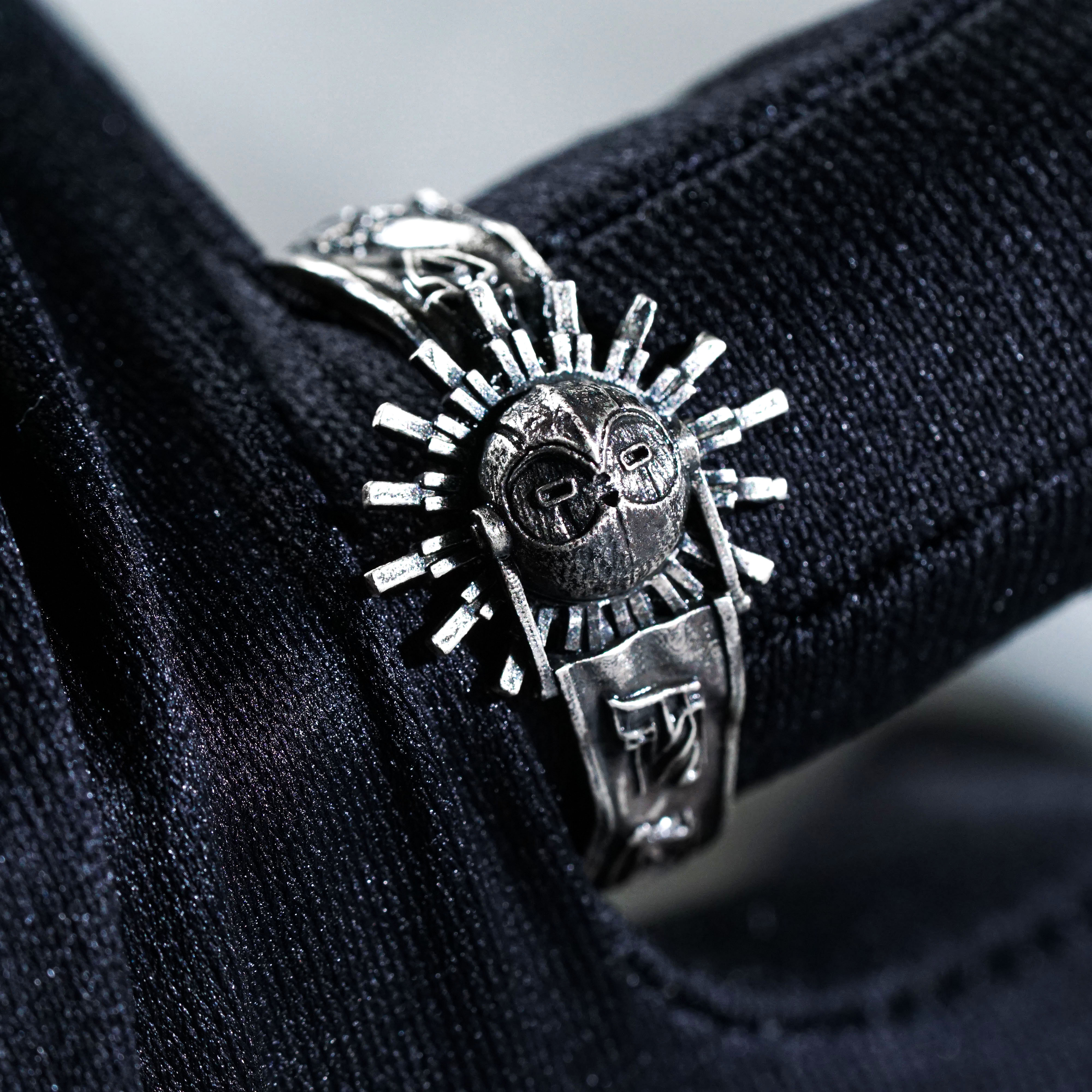 Esquie Mask Ring, Clair Obscur Expedition 33 Inspired Handmade 950 Silver Ring, Fantasy Jewelry Gift for Gamers and Collectors 8 - EternaSilver DSC00898 - EternaSilver