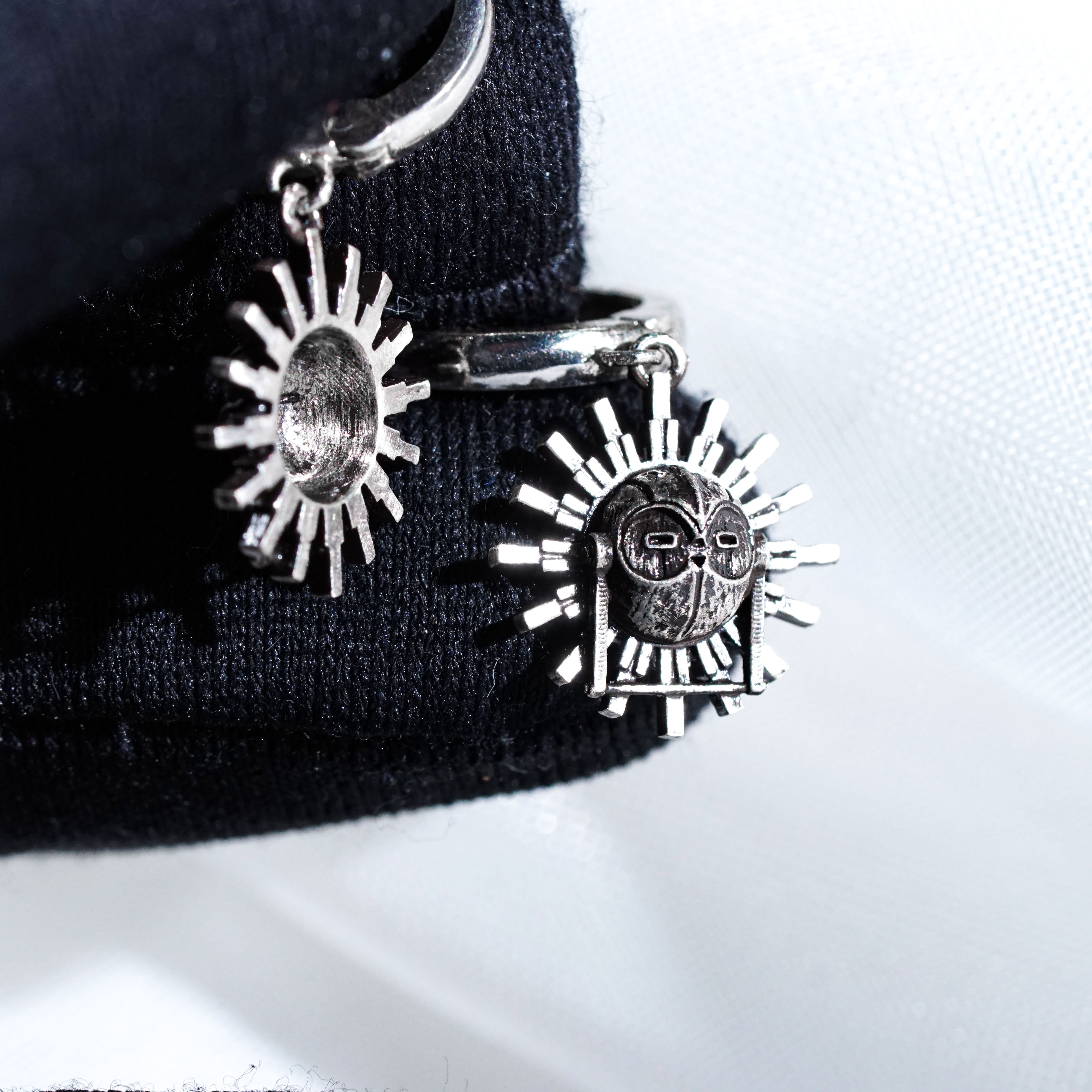 Esquie Mask Earrings, Clair Obscur Expedition 33 Inspired Handmade 950 Silver Earrings, Fantasy Jewelry Gift for Gamers and Collectors 11 - EternaSilver DSC00922 - EternaSilver