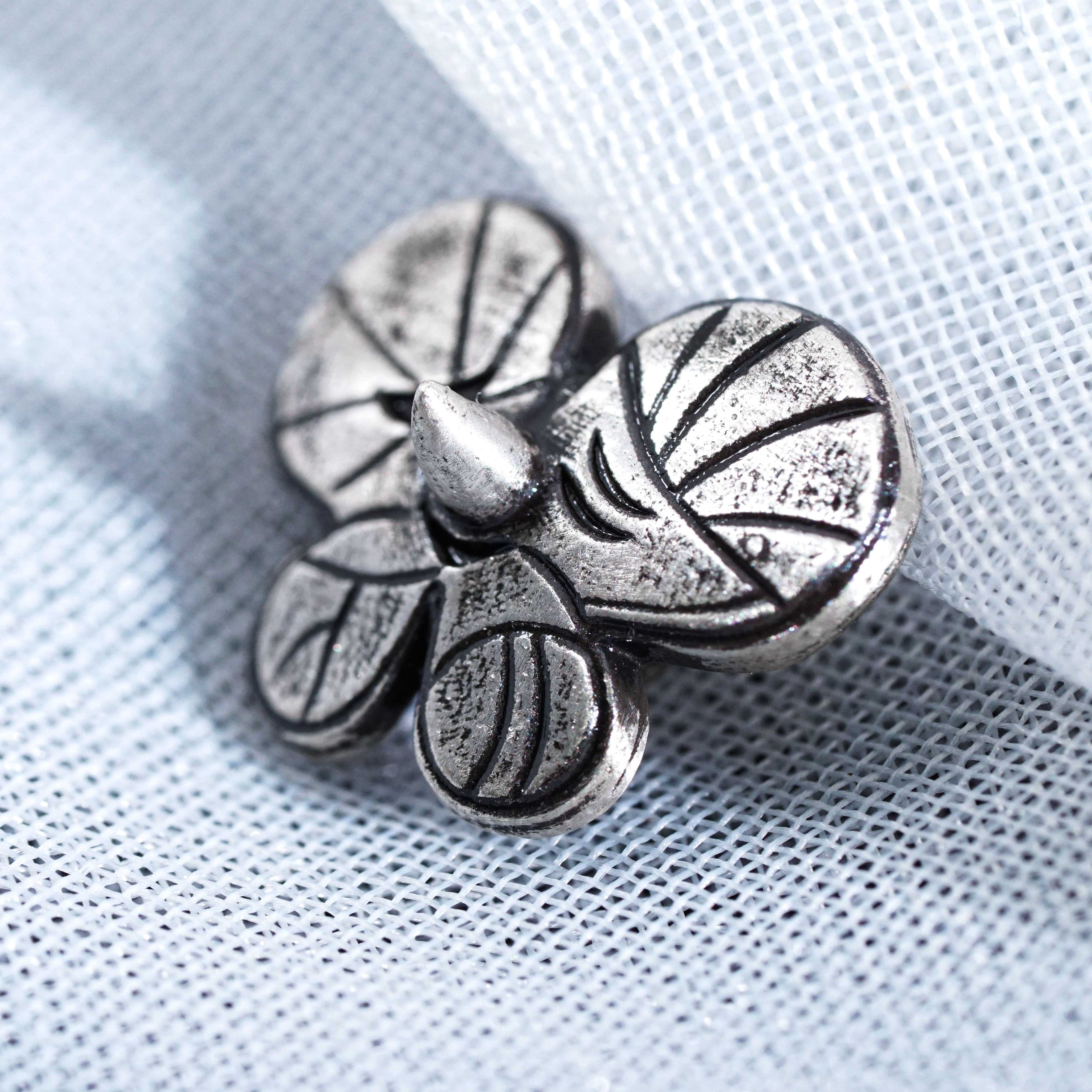 Koroks Necklace, The Legend of Zelda Inspired Handmade 950 Silver Pendant, Forest Spirit Jewelry Gift for Gamers and Collectors 14 - EternaSilver DSC00938 - EternaSilver