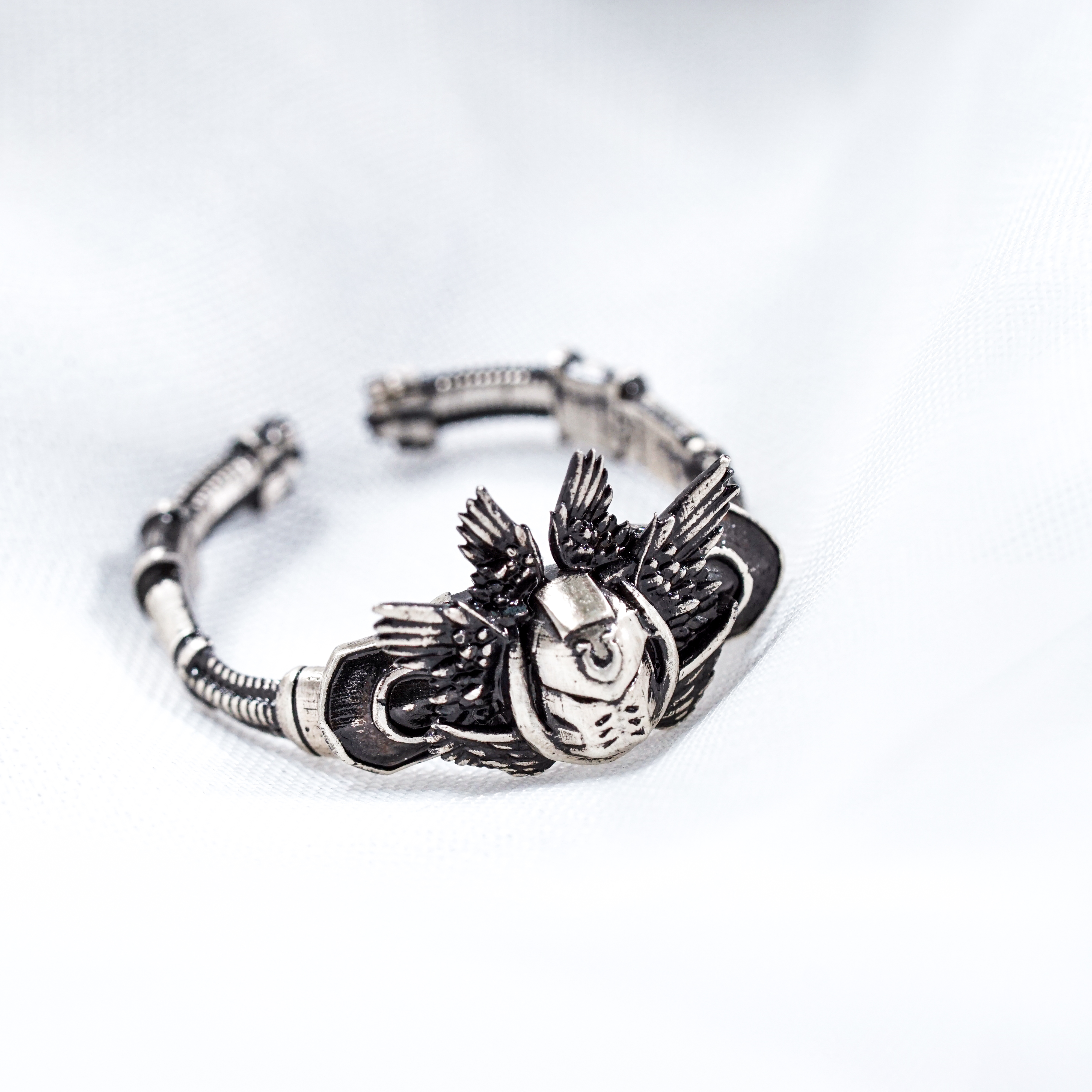 Warhammer 40k Titus Ring, Custom Handmade Silver 950 Jewelry, Space Marine Ultramarines Inspired Ring, Unique Gift for Warhammer Fans 10 - EternaSilver DSC08050 - EternaSilver