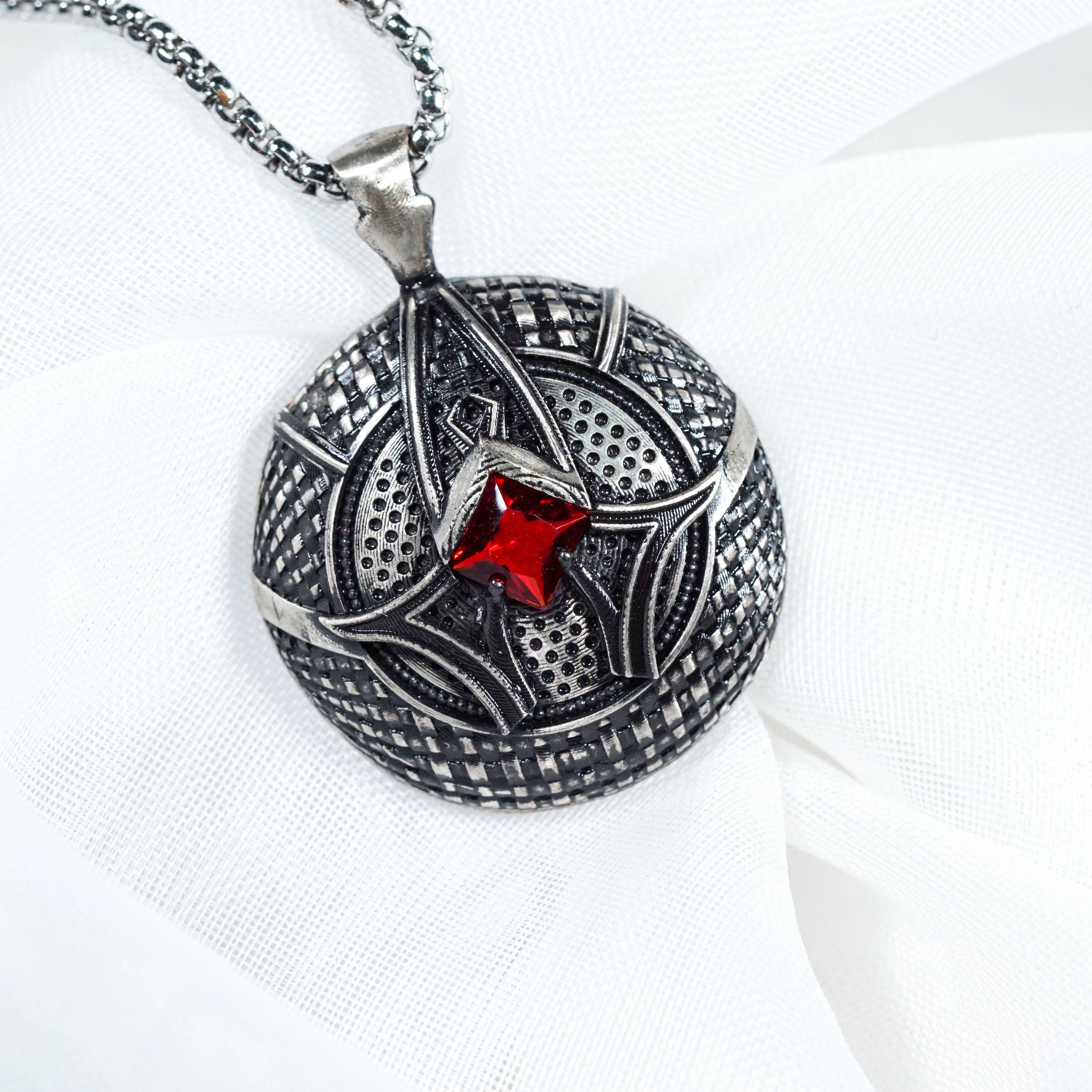 Fanmade Unflinching Protector Amulet, Baldur's Gate 3 Handmade Silver 950 Necklace, Perfect BG3 Amulet for DnD and RPG Fans