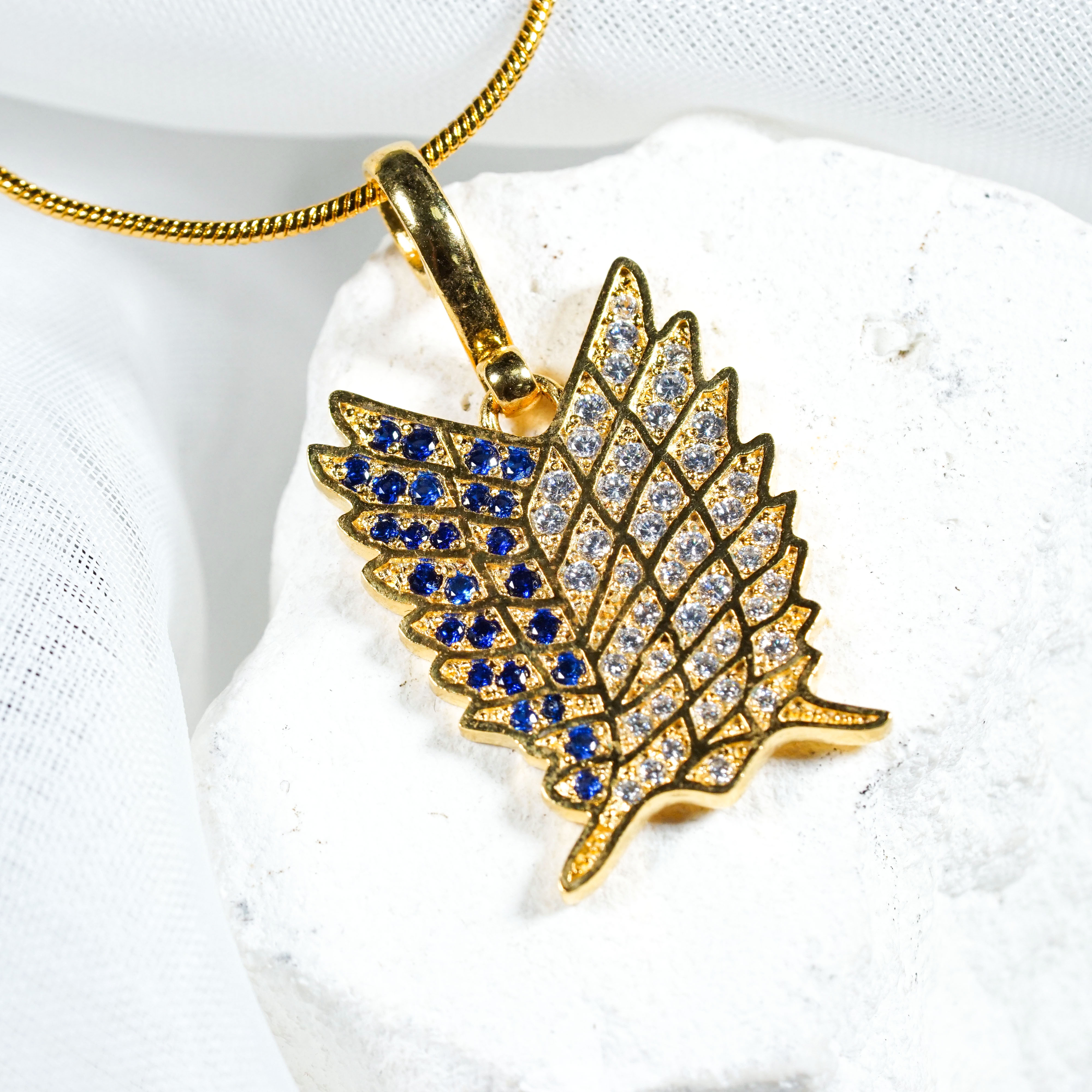 Attack on Titan Survey Corps Gold Necklace, Wings of Freedom Pendant, Luxury Anime Jewelry Gift, Blue Crystal Scout Regiment Necklace, AOT Cosplay Accessory