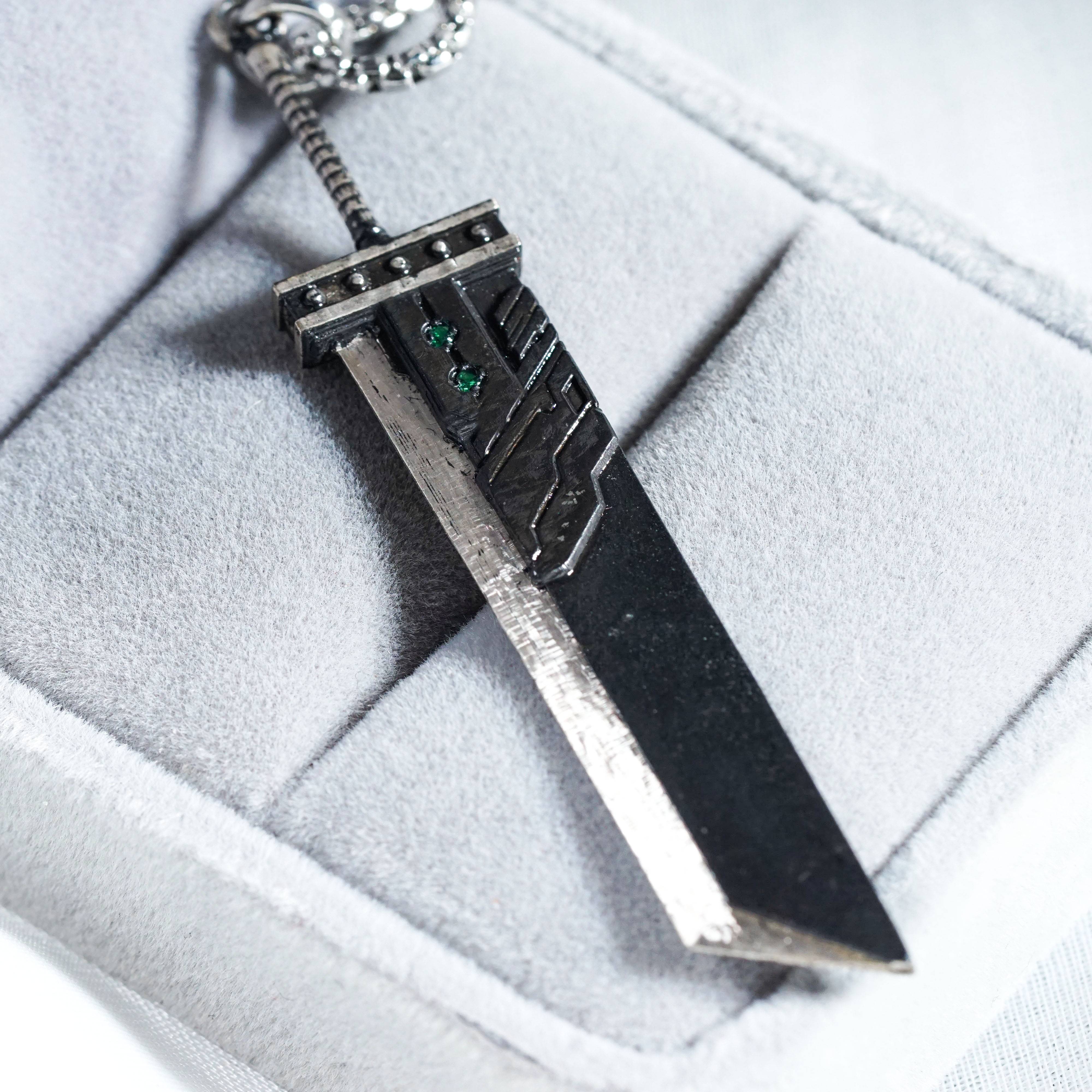 Fanmade Final Fantasy VII Rebirth Buster Sword Necklace, 950 Silver Pendant Jewelry, Perfect for FF7 Fans and Collectors 7 - EternaSilver DSC08997 - EternaSilver